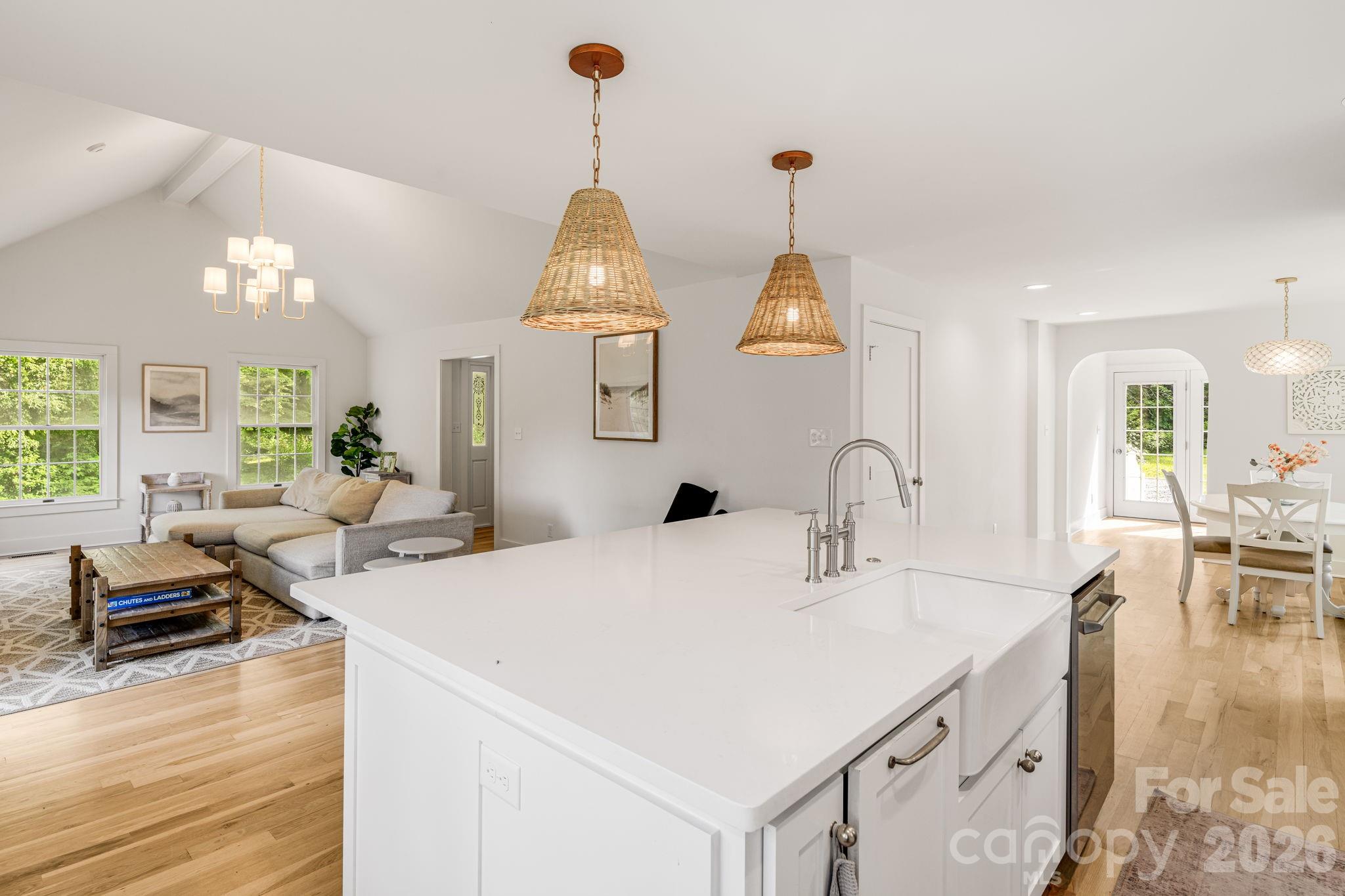92 Rose Hill Road — Asheville