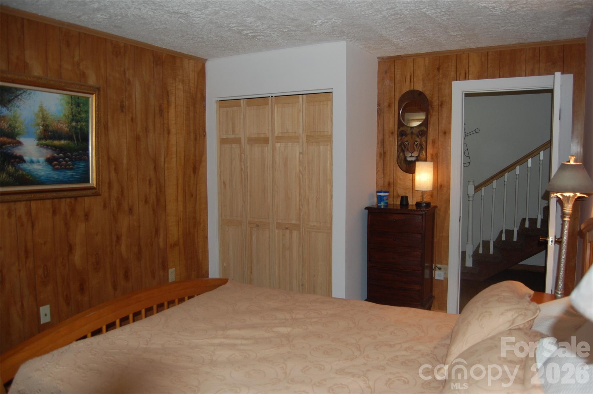 114 Lady Slipper Loop — Newland