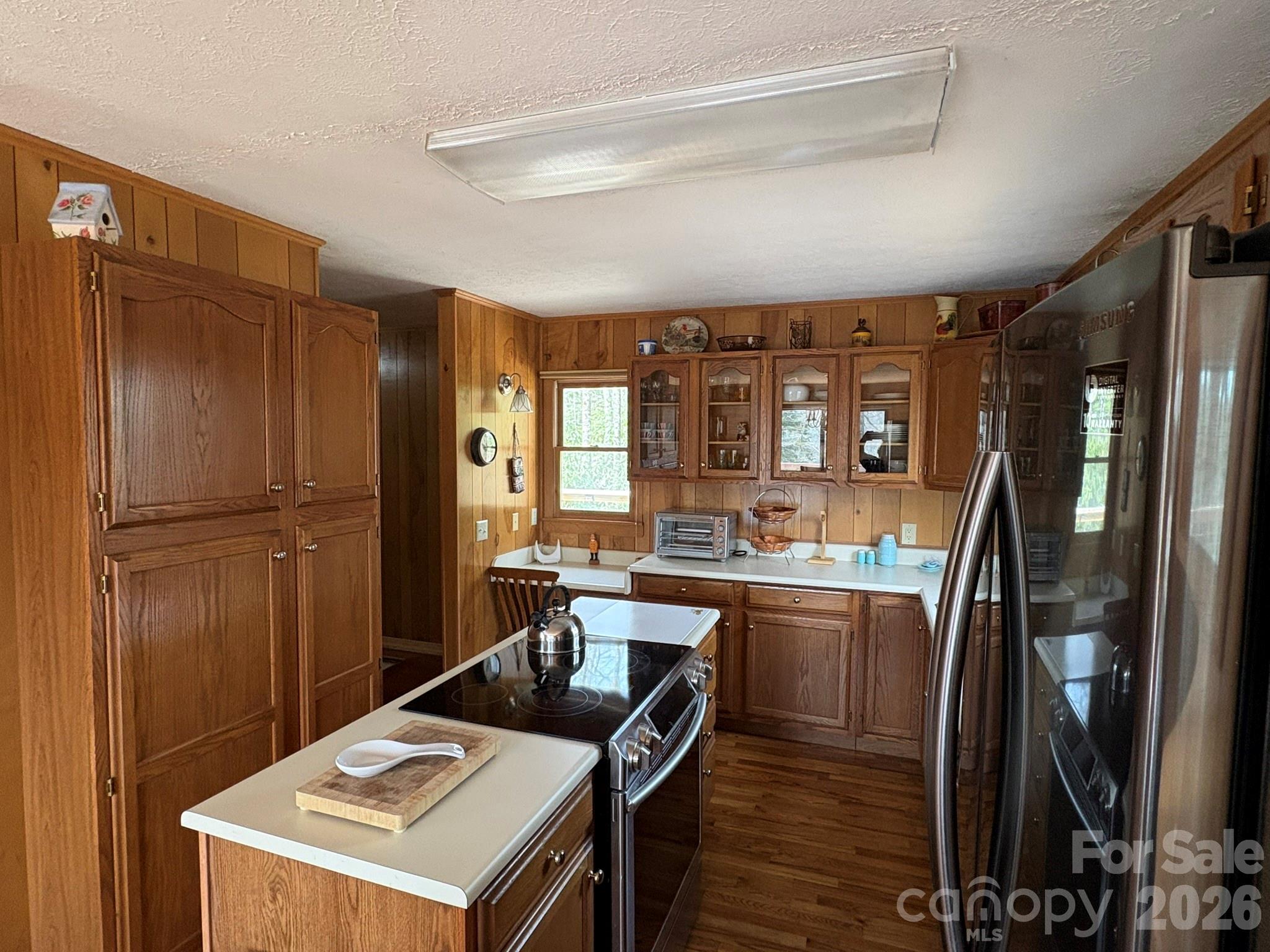 114 Lady Slipper Loop — Newland