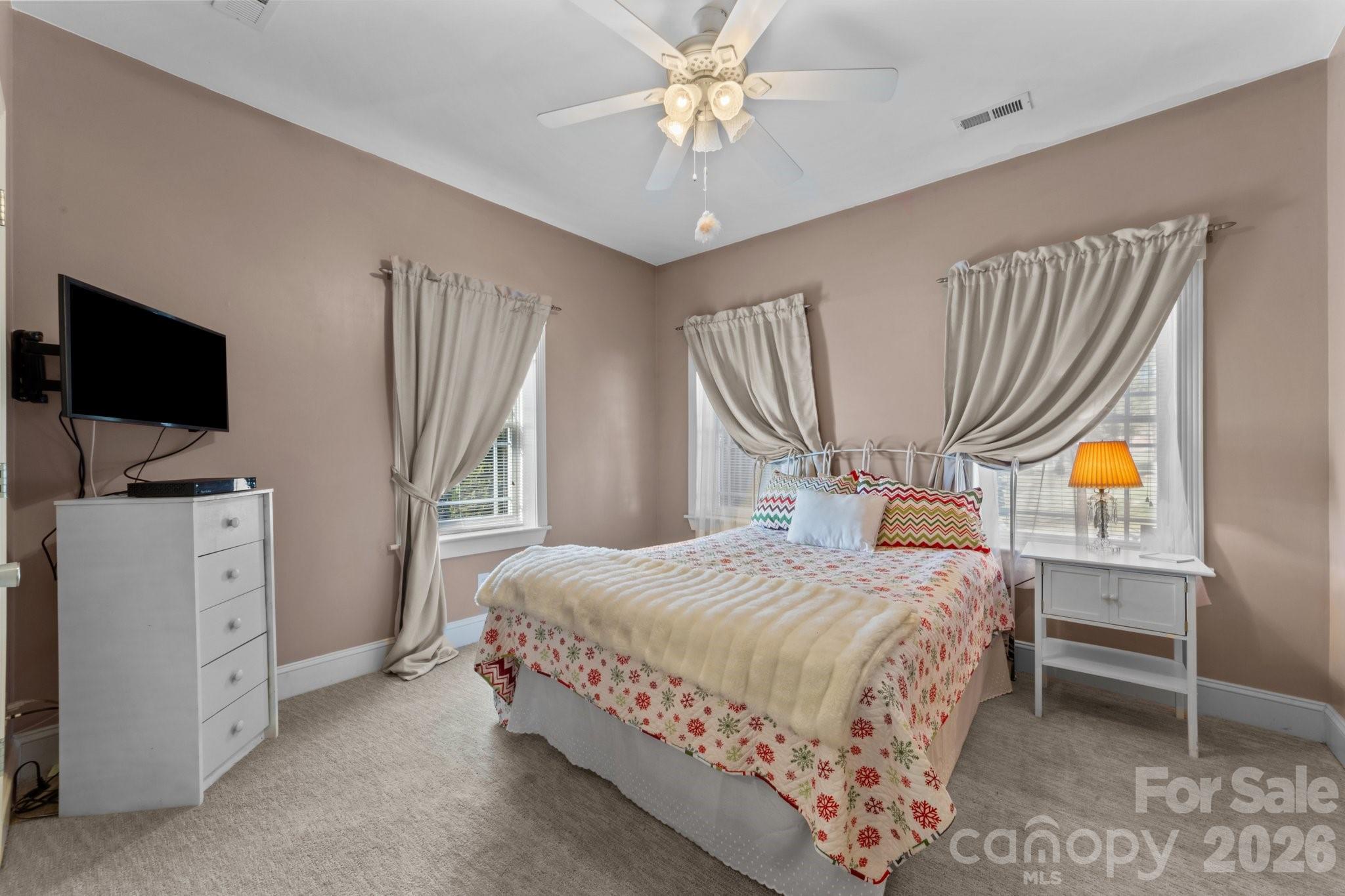 543 Muirfield Way — Salisbury