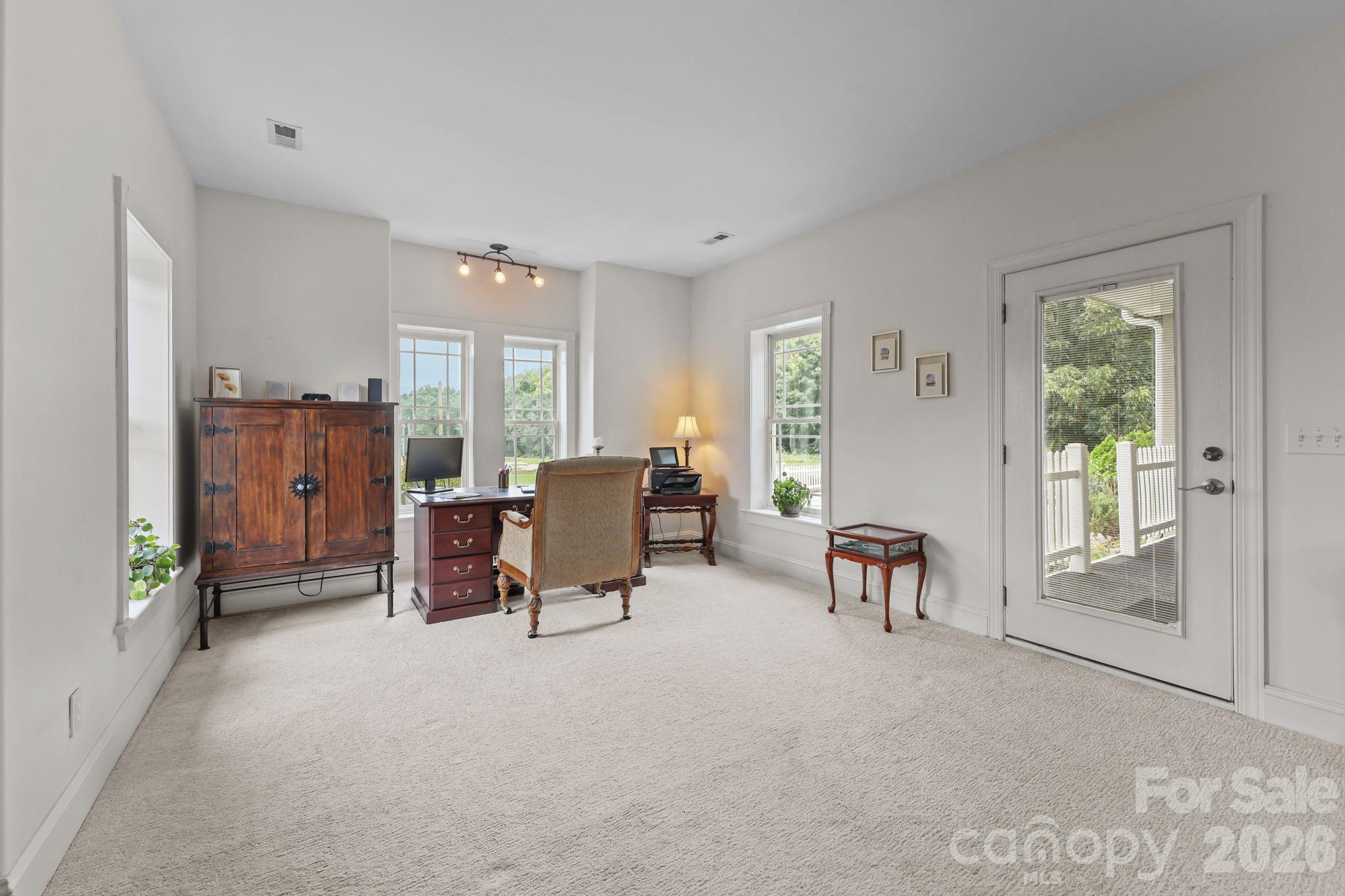 543 Muirfield Way — Salisbury