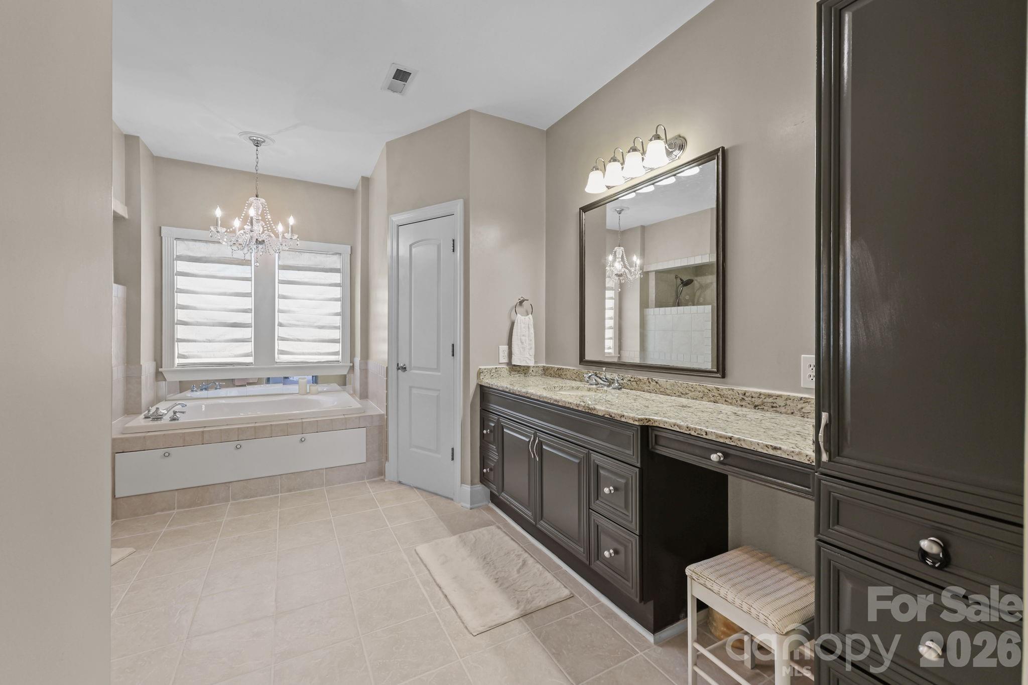 543 Muirfield Way — Salisbury