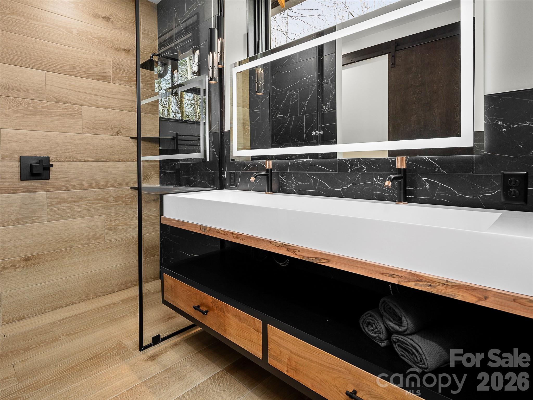 80 Hemlock Circle — Black Mountain