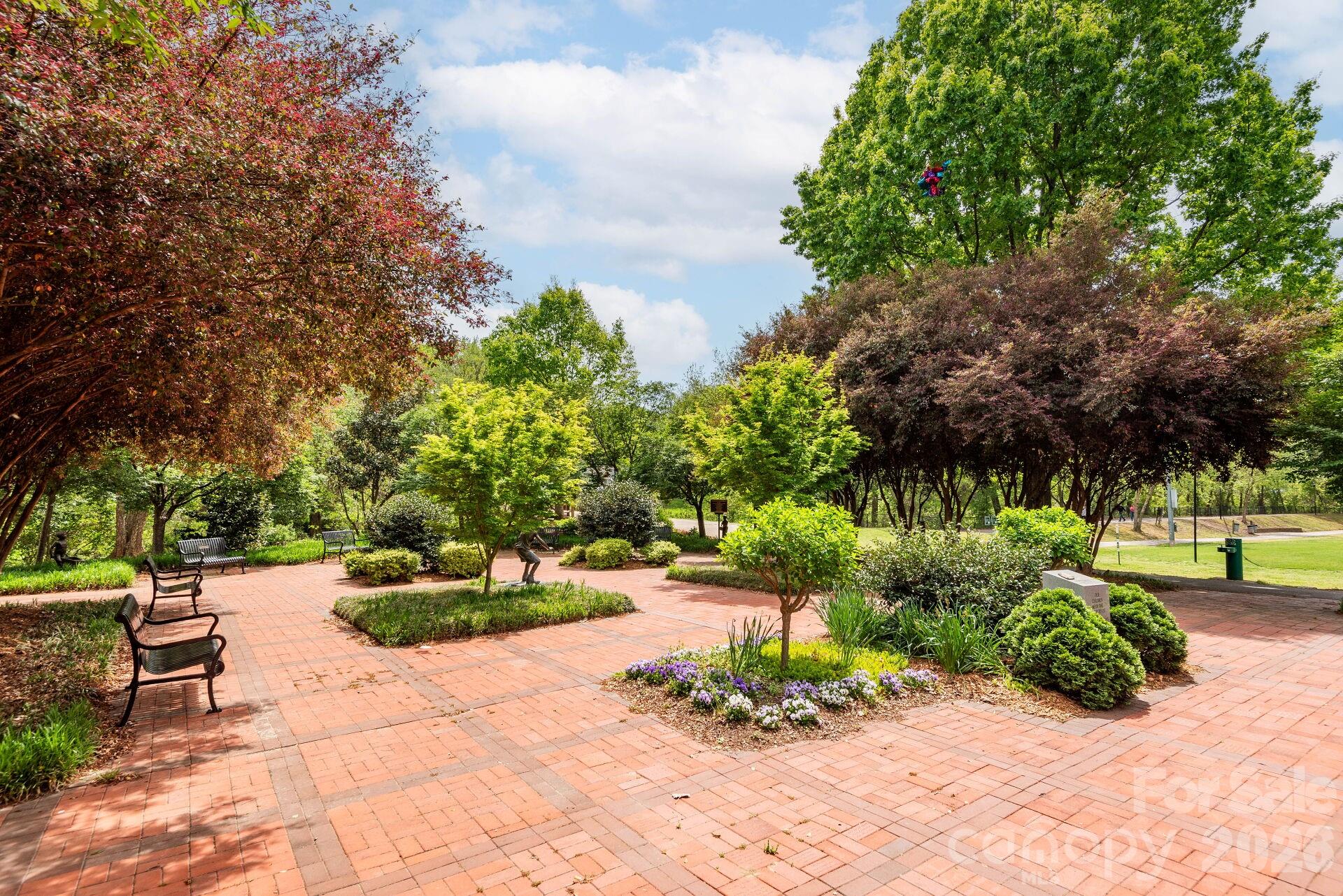 933 Westbrook Drive #B — Charlotte
