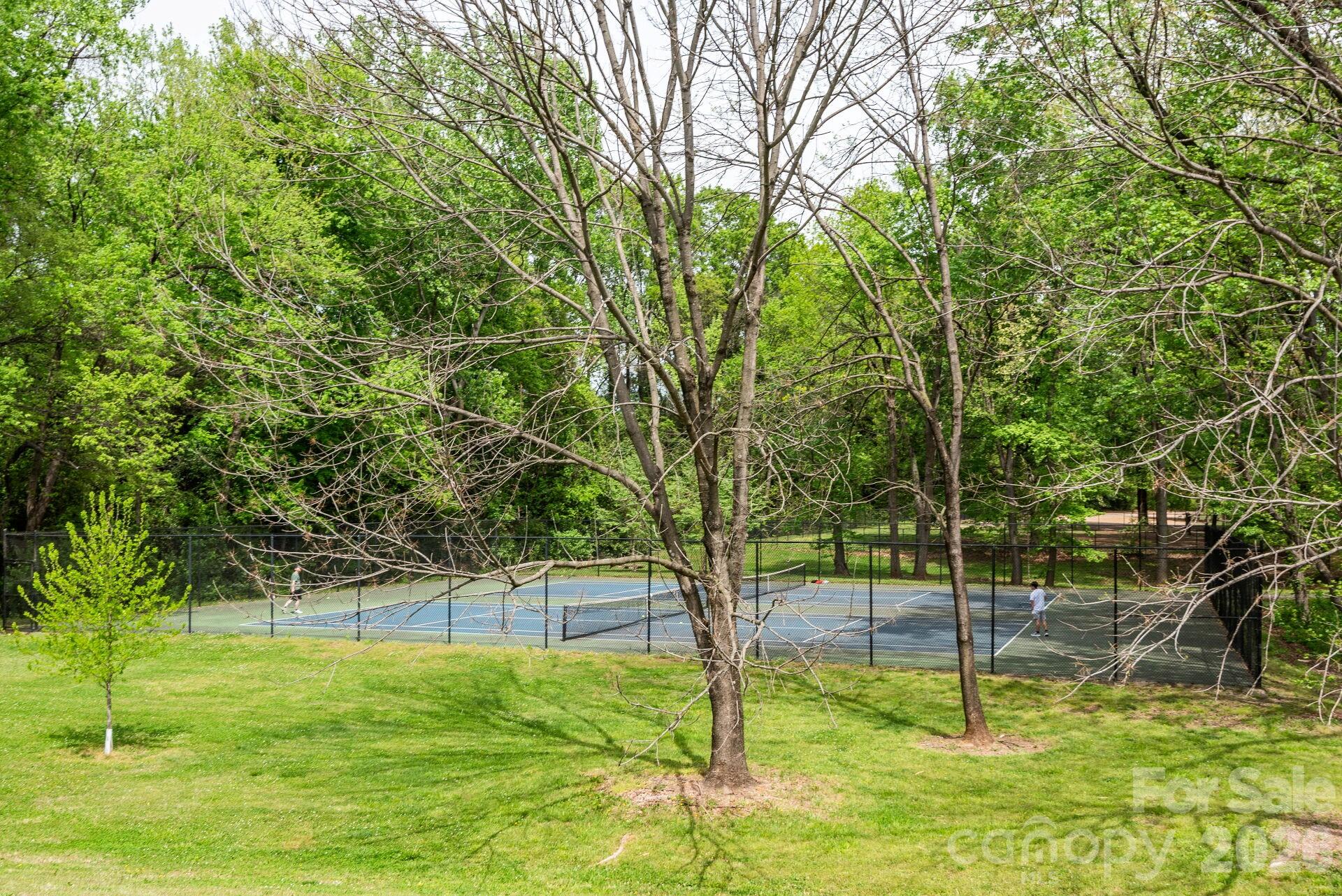933 Westbrook Drive #B — Charlotte