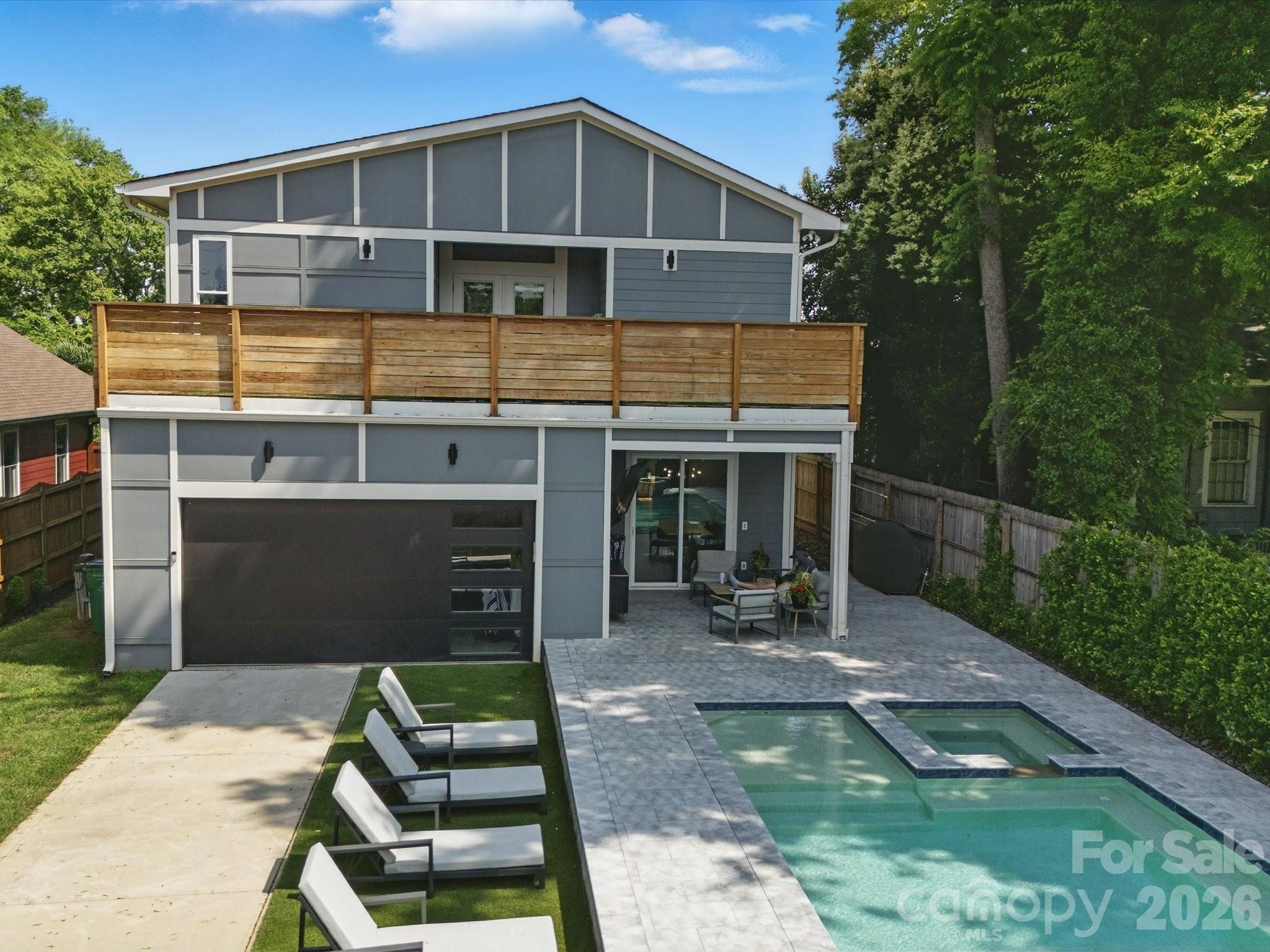708 Cross Trail Drive — Charlotte
