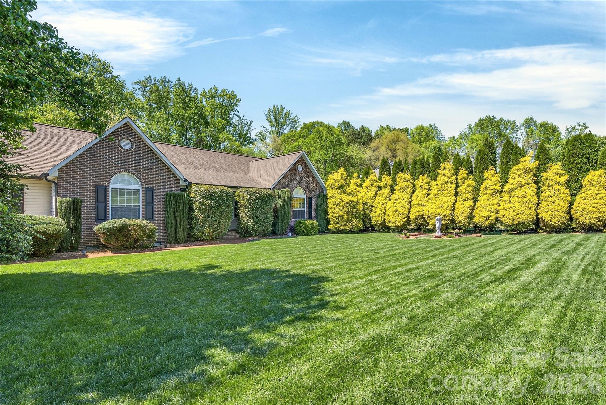 176 Foy Lane — Statesville