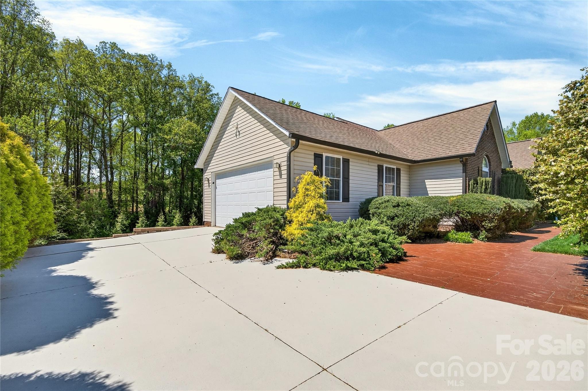 176 Foy Lane — Statesville