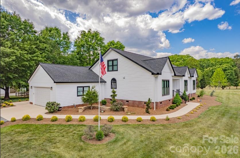 150 Bigham Lane — Statesville