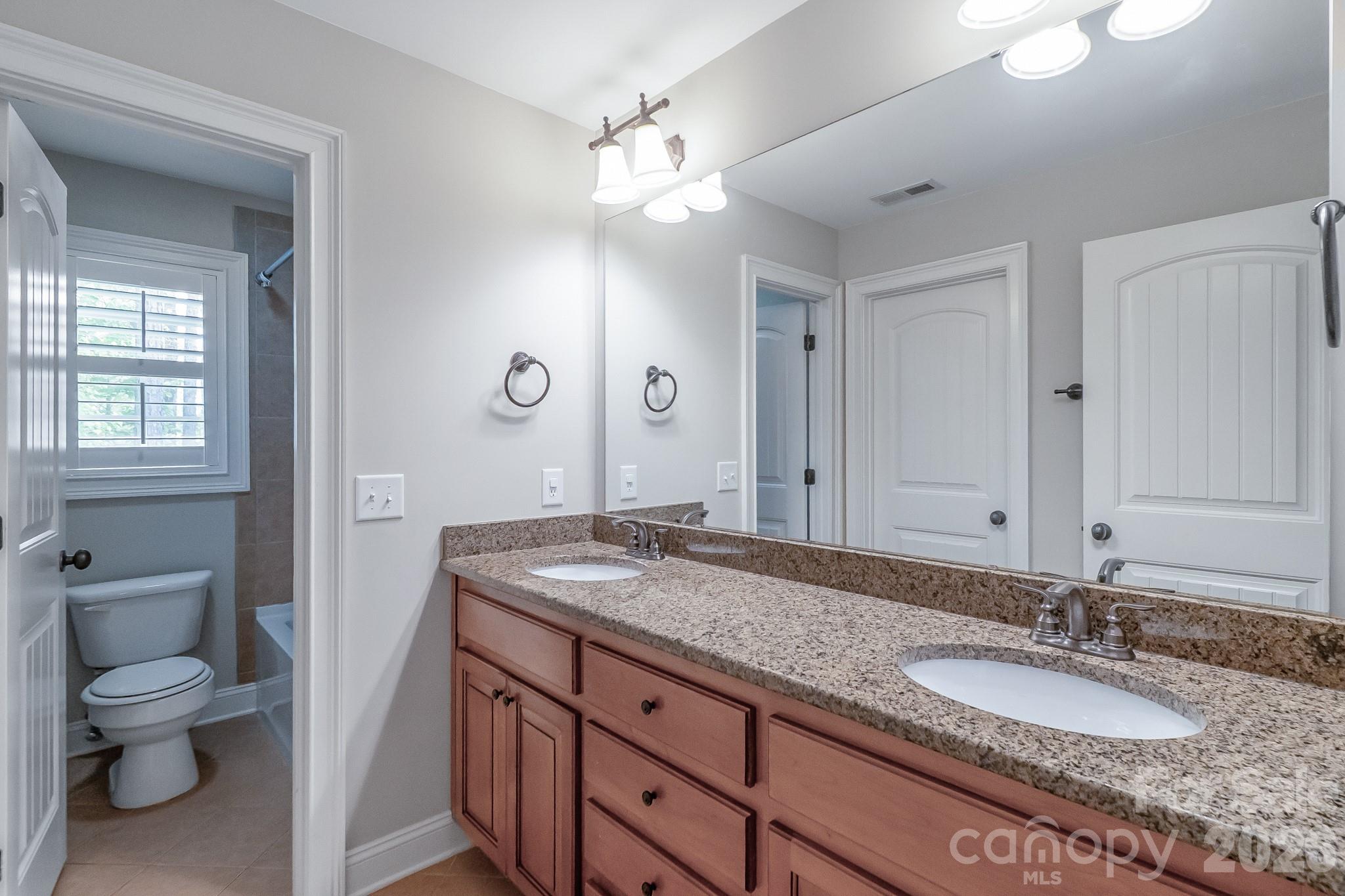 137 Northington Woods Drive — Mooresville