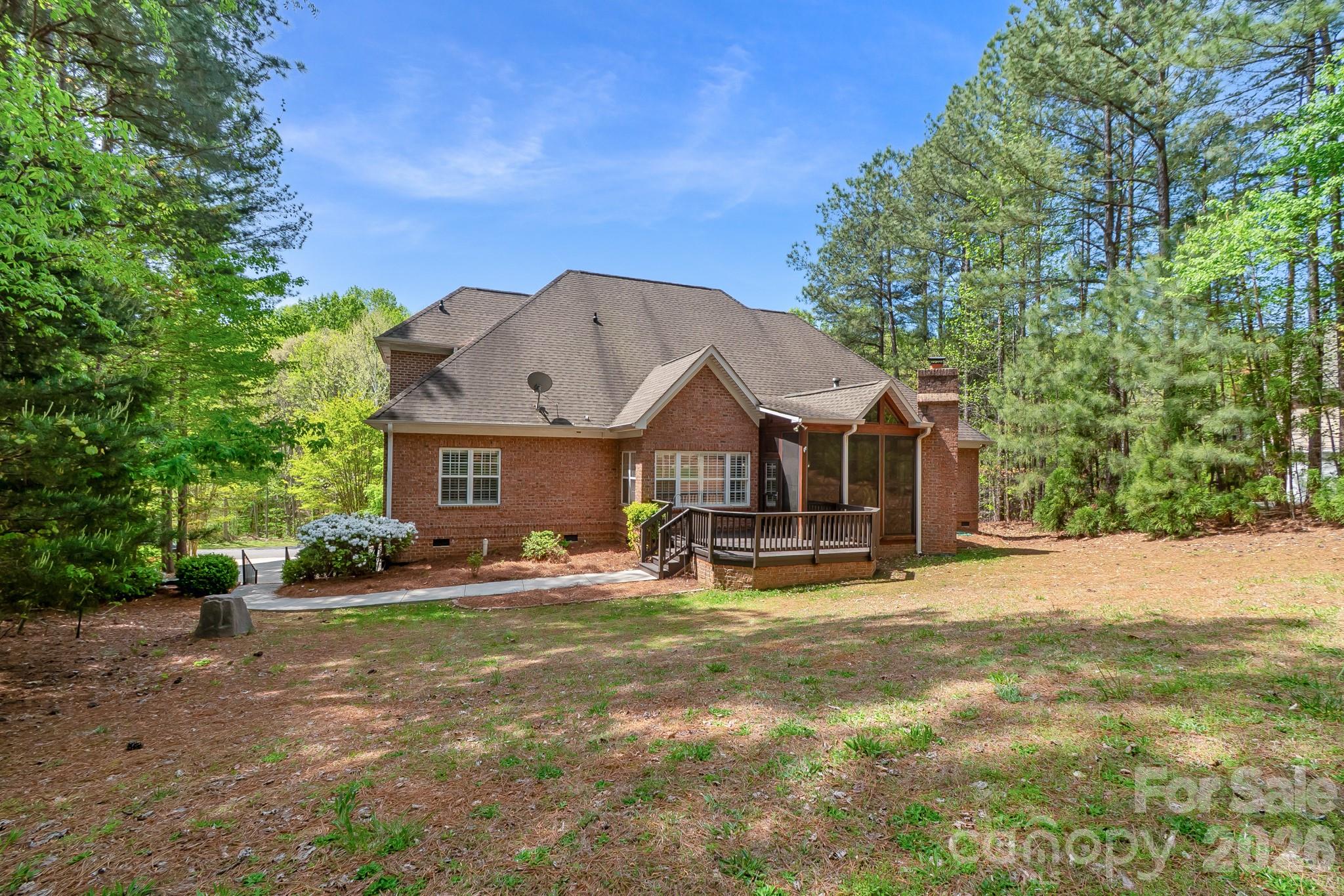137 Northington Woods Drive — Mooresville