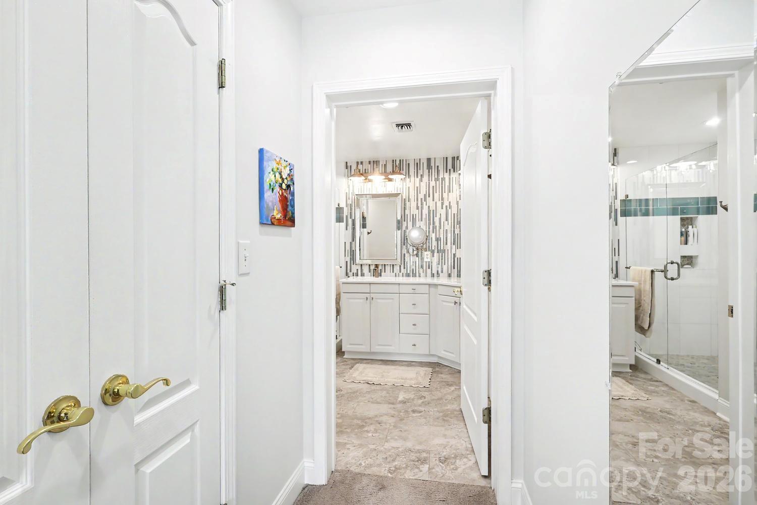 401 N Church Street #208 — Charlotte