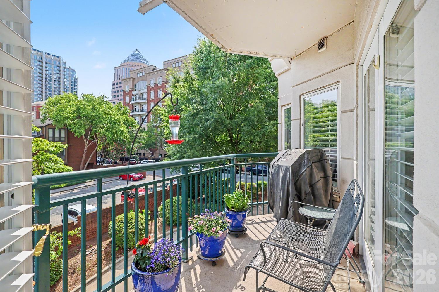 401 N Church Street #208 — Charlotte