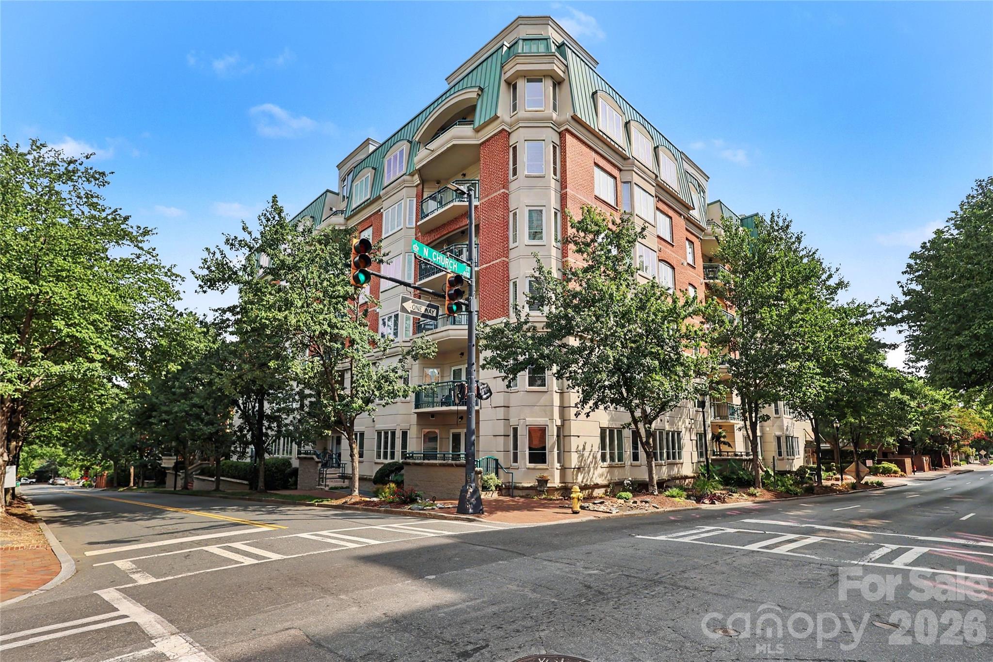 401 N Church Street #208 — Charlotte