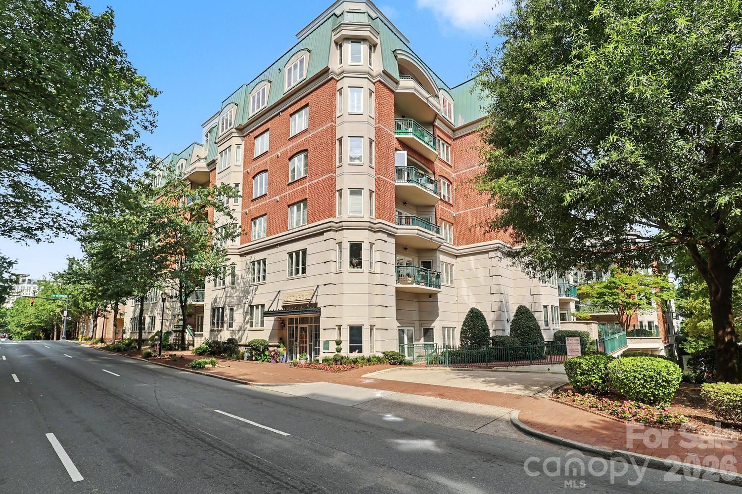 401 N Church Street #208 — Charlotte