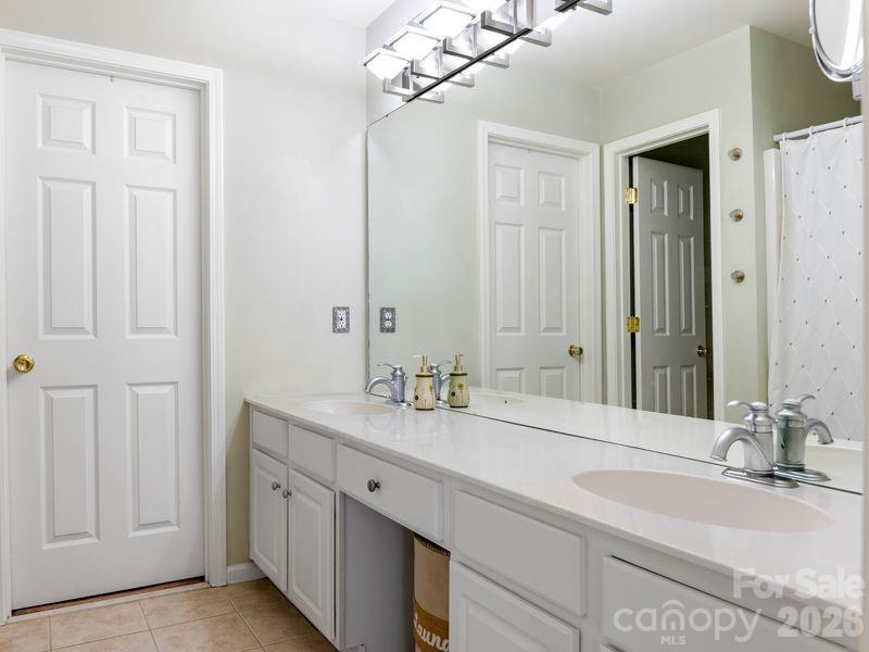2450 Normancrest Court — Charlotte