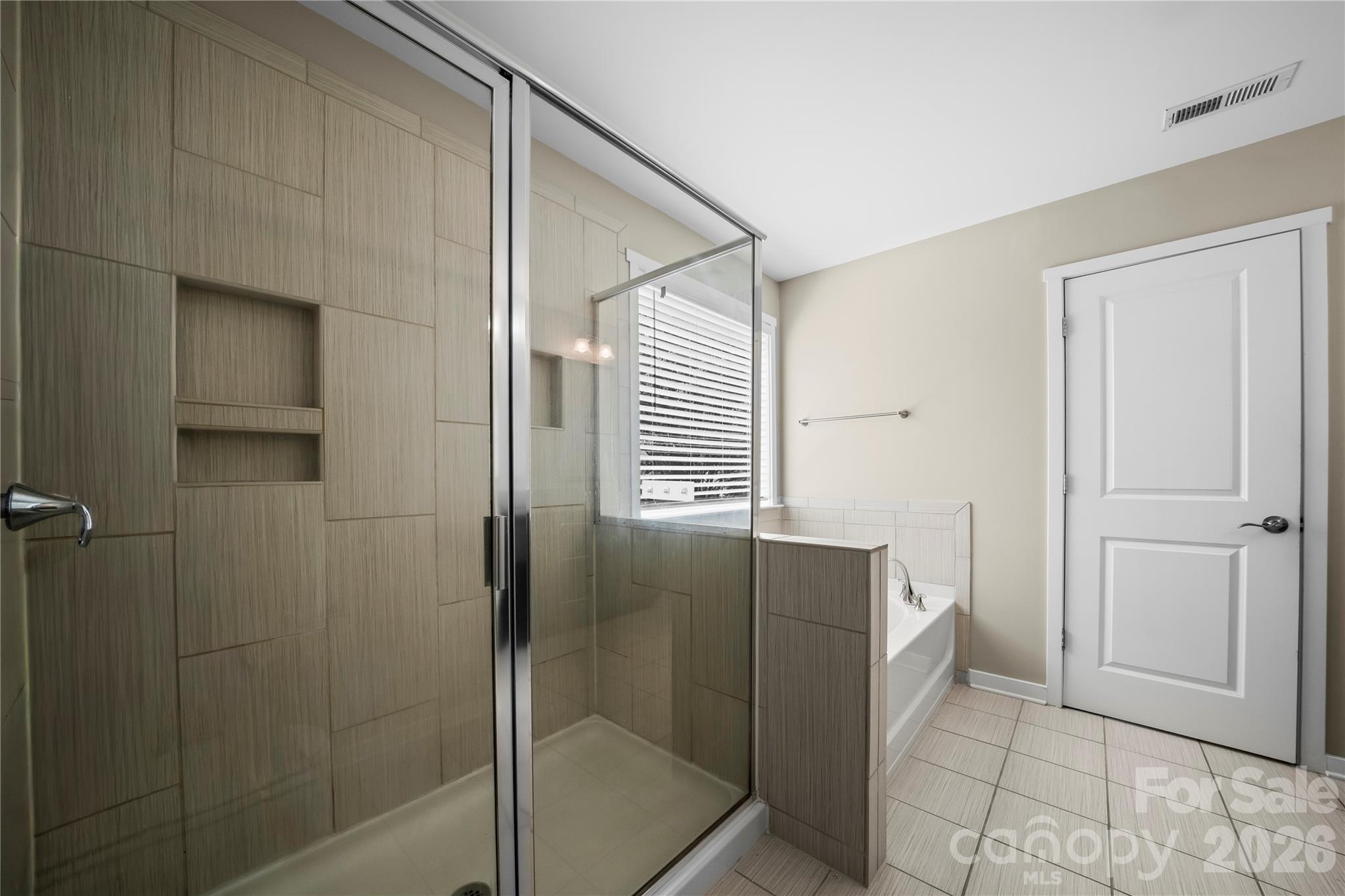 2166 Bluebell Way — Tega Cay
