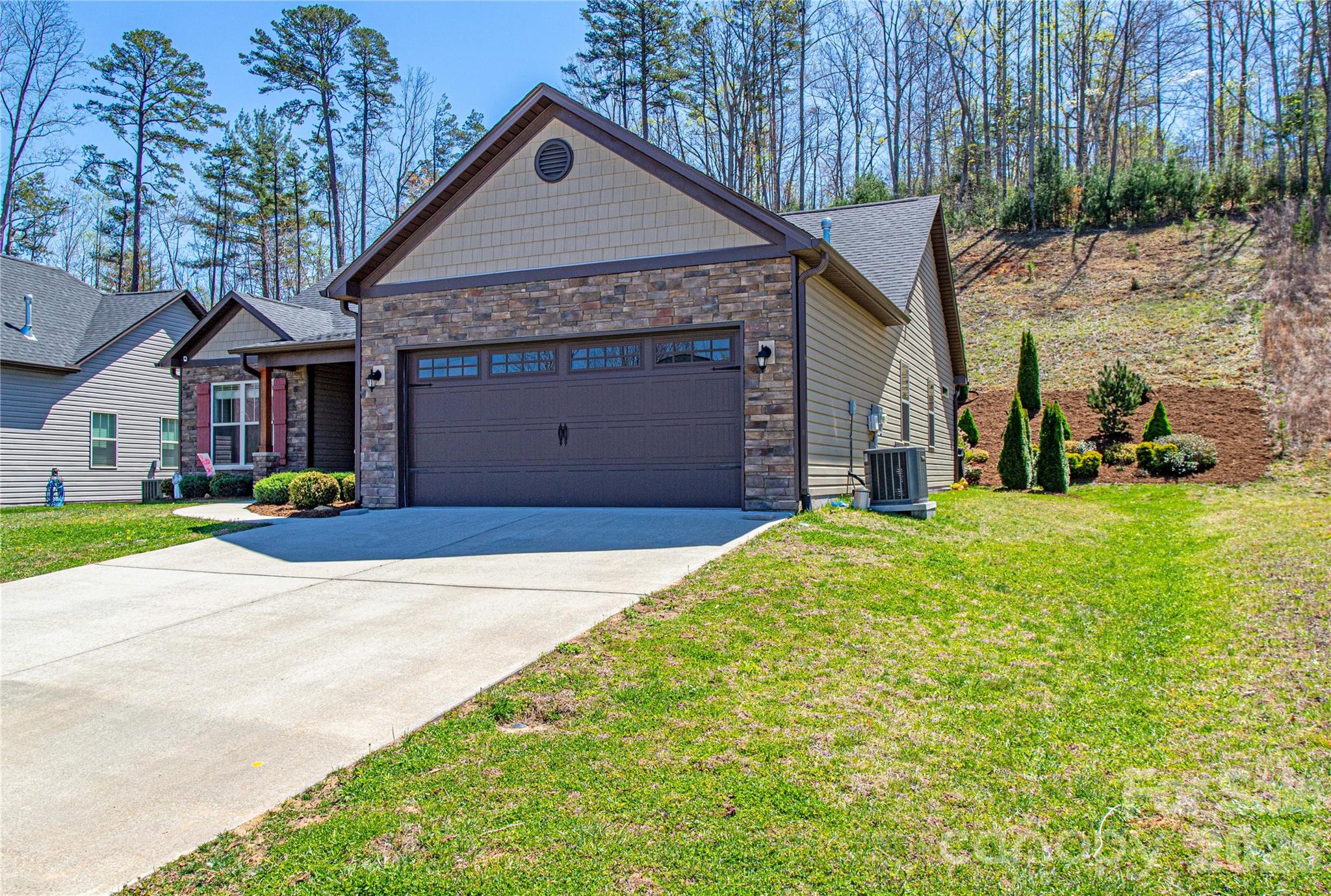 153 Water Leaf Drive — Weaverville