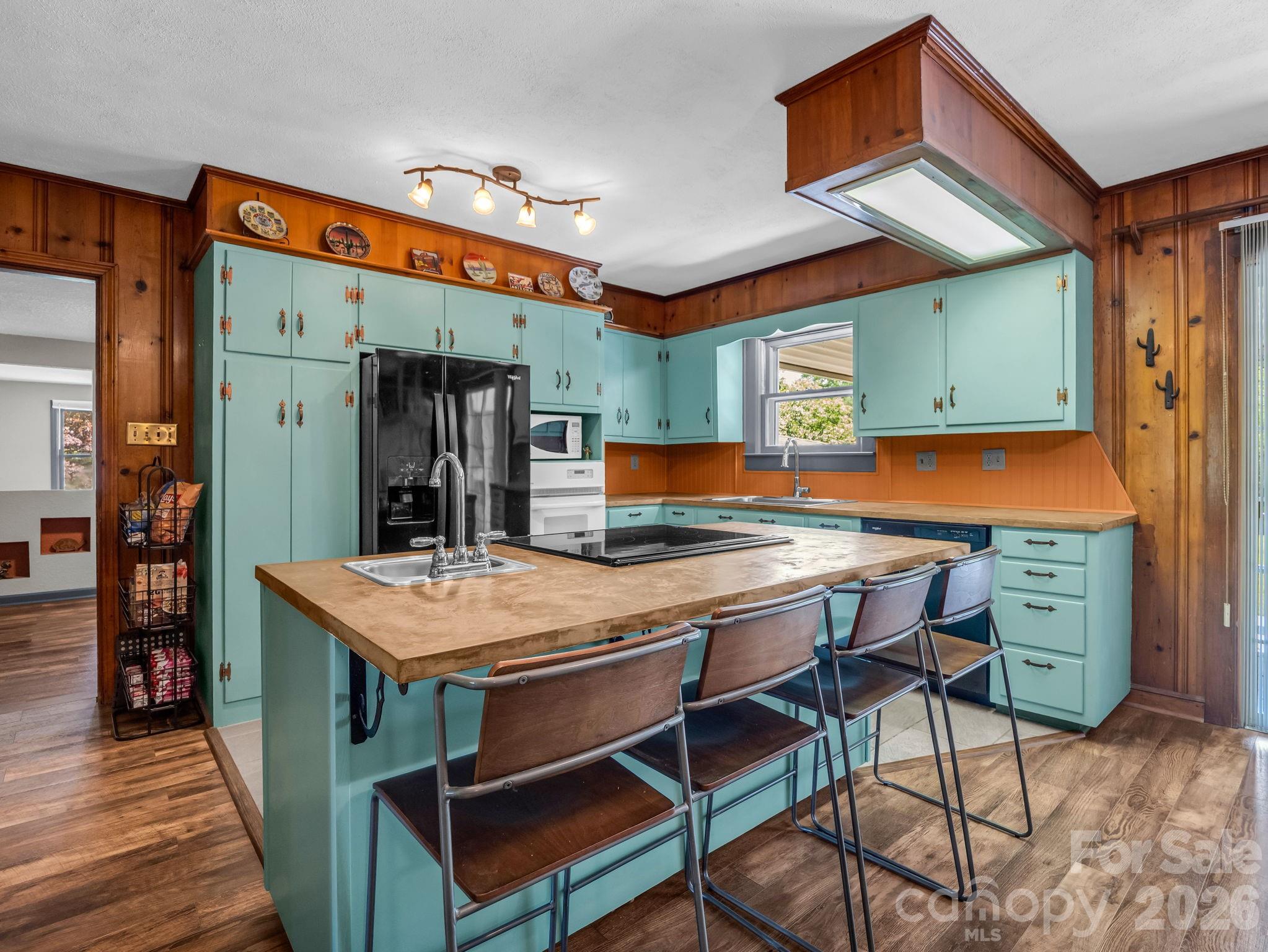 2521 Cat Square Road — Vale