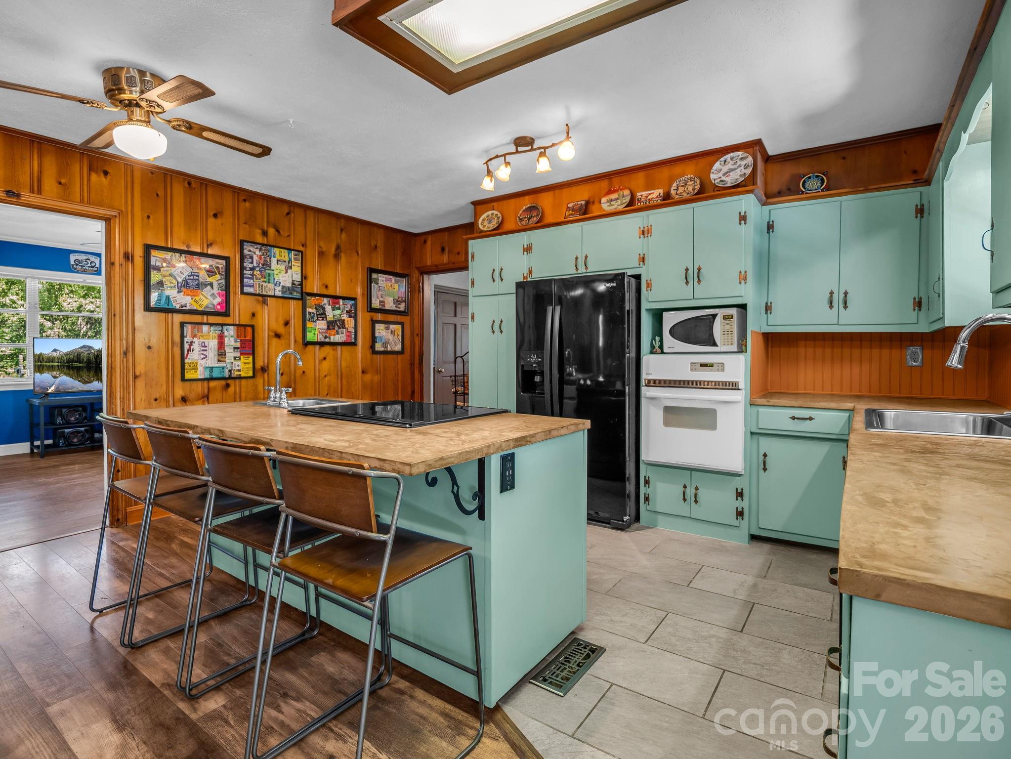 2521 Cat Square Road — Vale