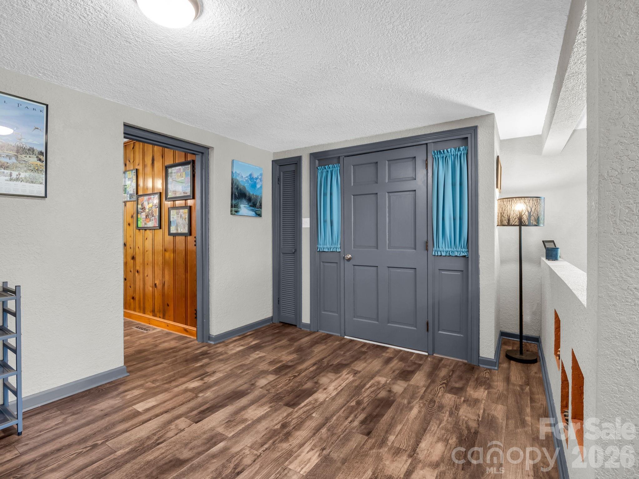 2521 Cat Square Road — Vale