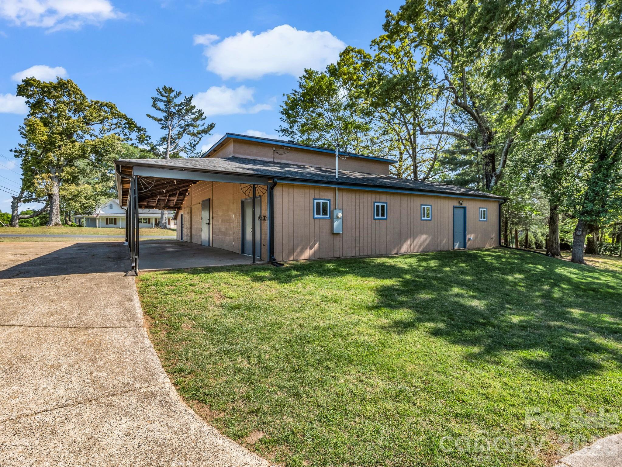 2521 Cat Square Road — Vale