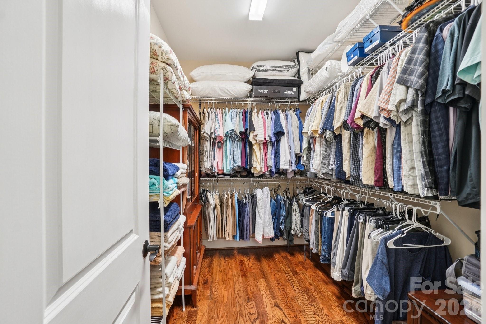 31 N Anvil Avenue — Hendersonville