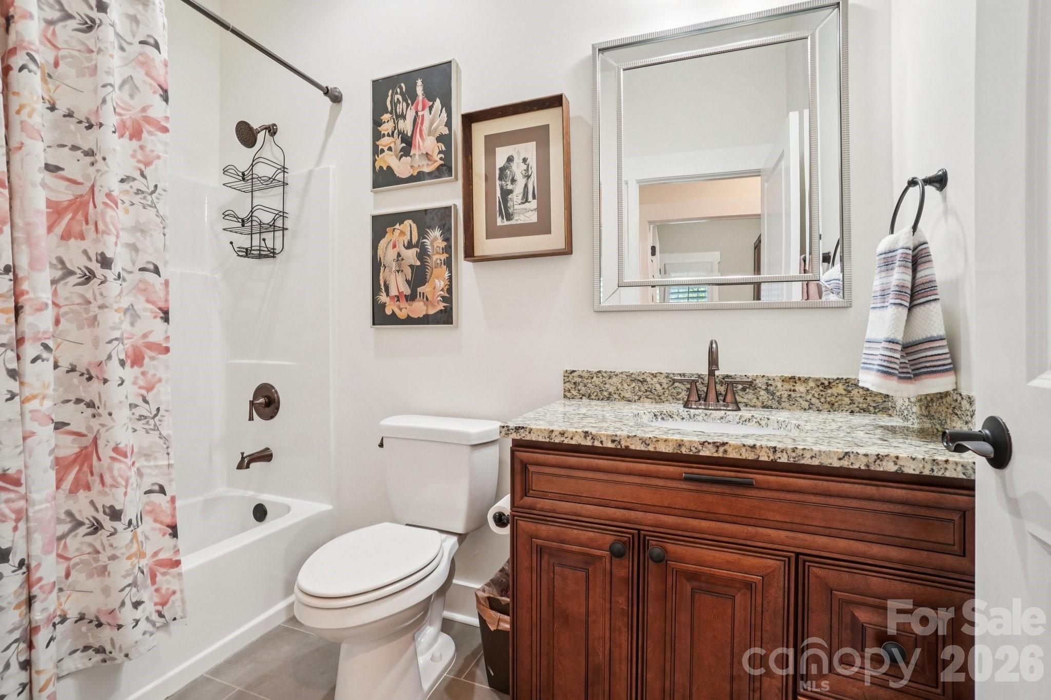 31 N Anvil Avenue — Hendersonville