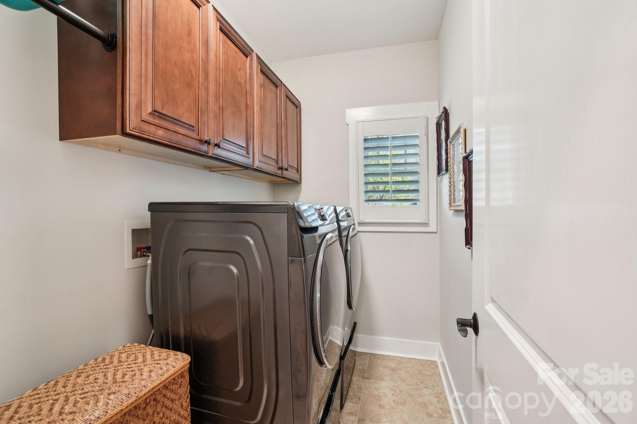 31 N Anvil Avenue — Hendersonville