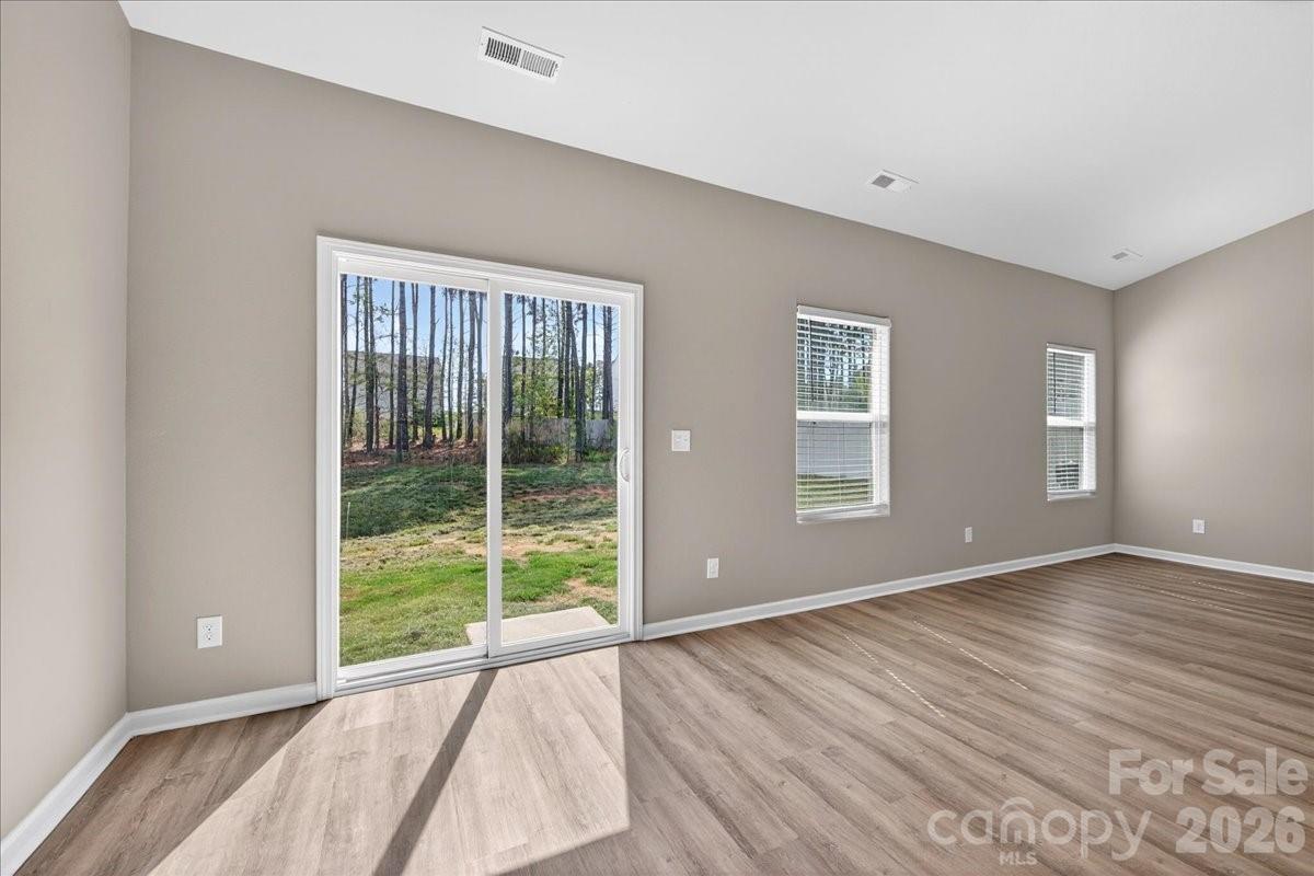 4322 One Mile Way — Charlotte