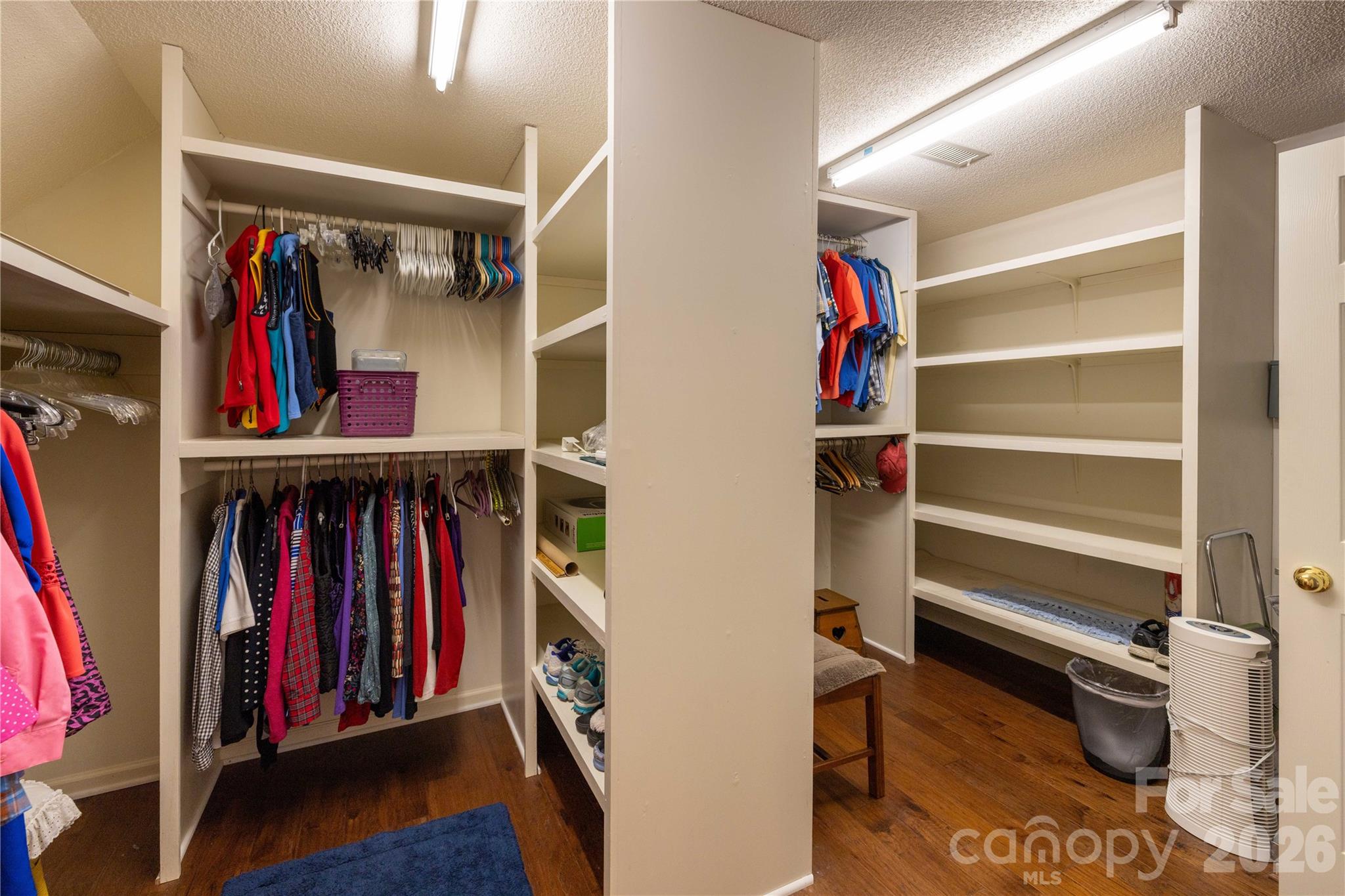 1200 Heritage Drive — Albemarle