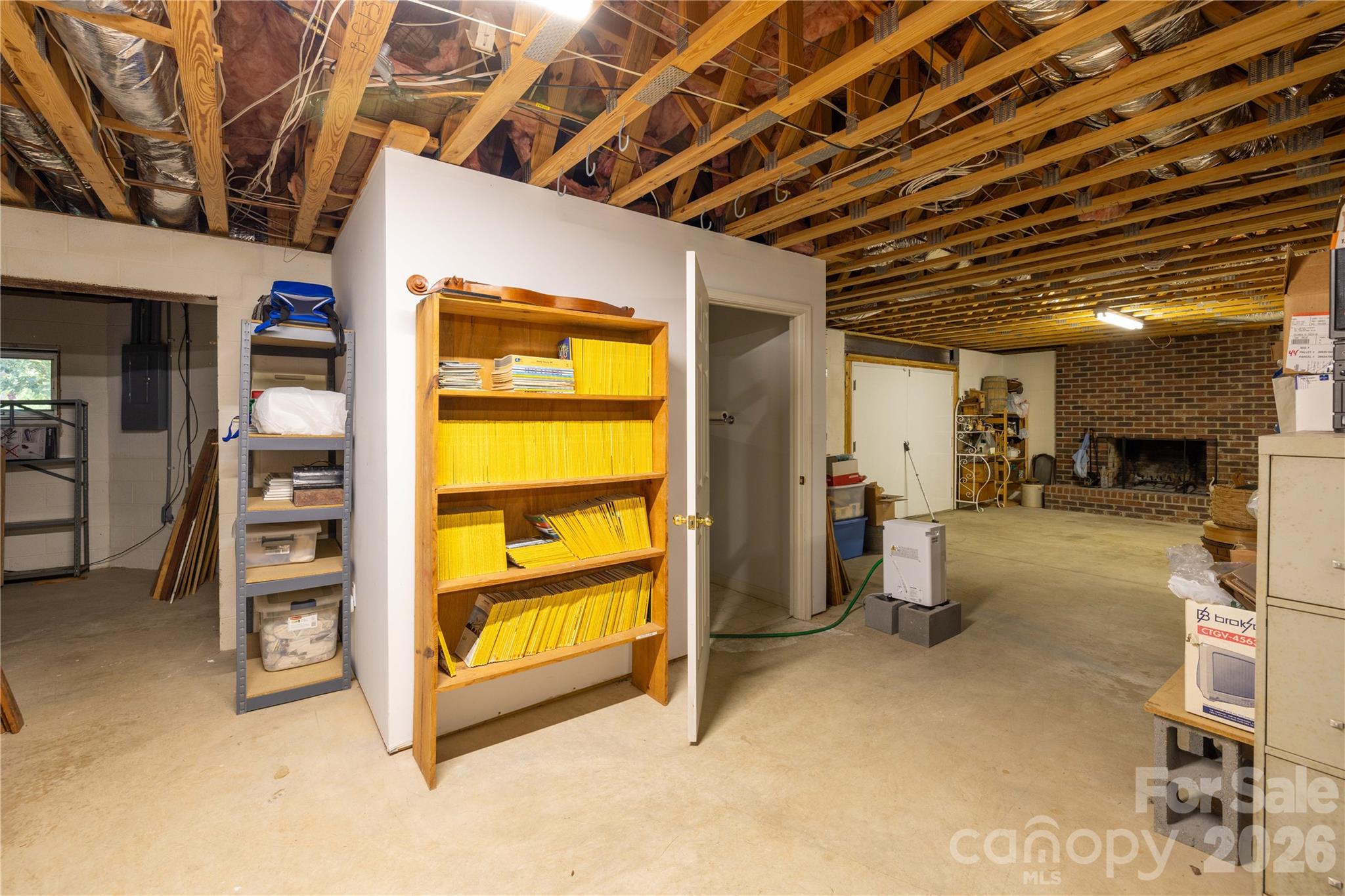 1200 Heritage Drive — Albemarle