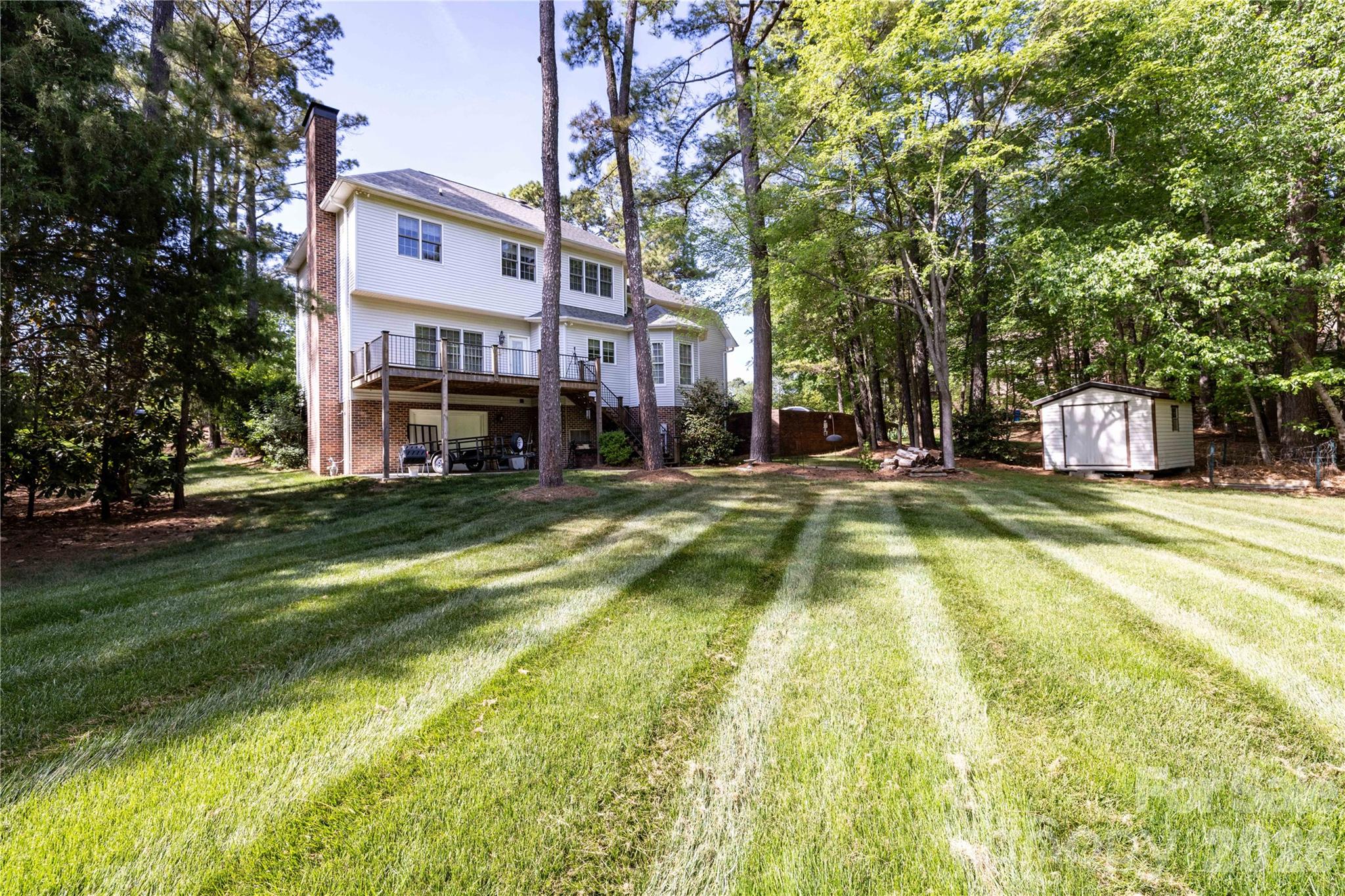 1200 Heritage Drive — Albemarle
