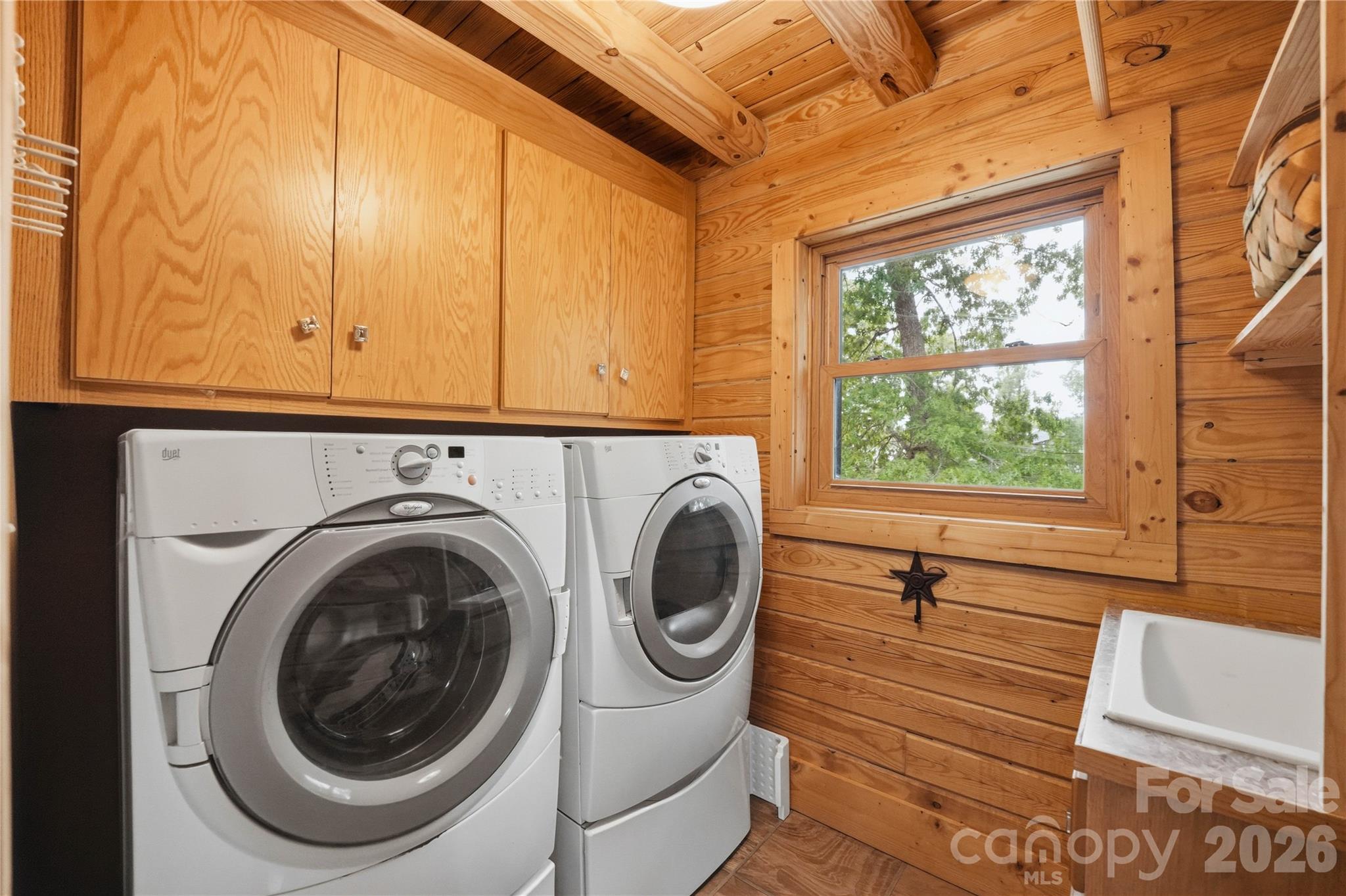 2305 Monteith Lane — Connelly Springs