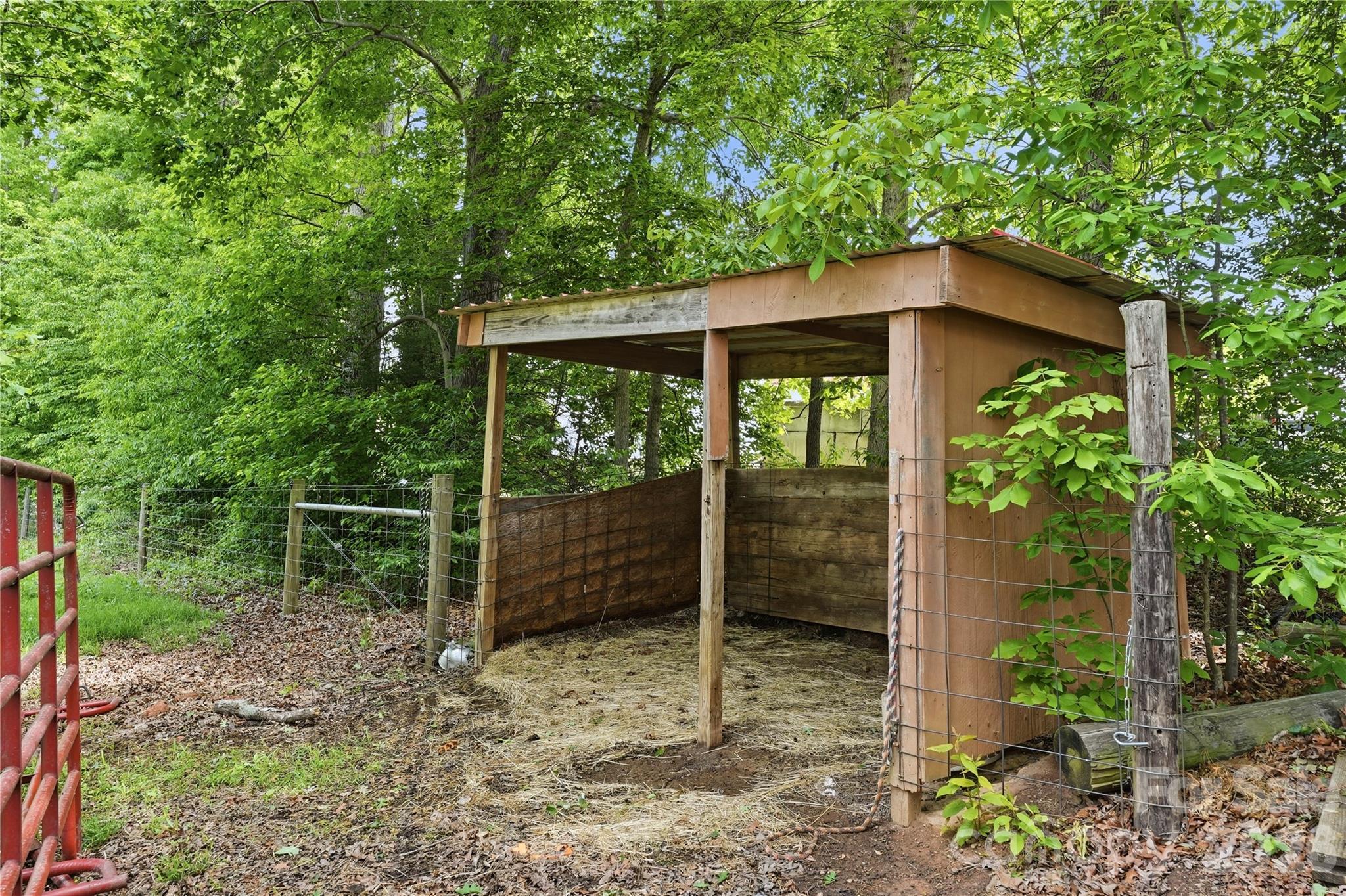 2305 Monteith Lane — Connelly Springs