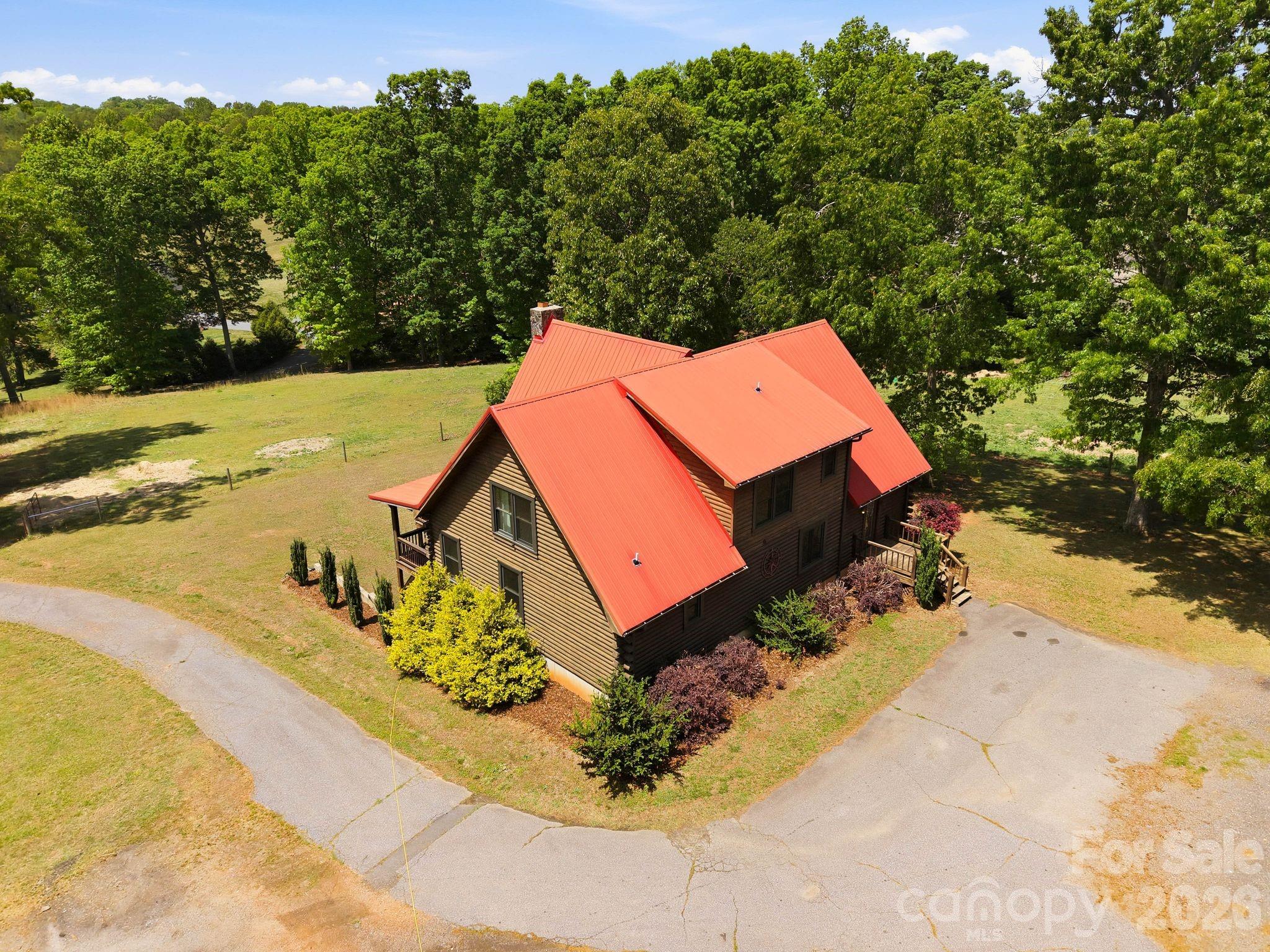 2305 Monteith Lane — Connelly Springs