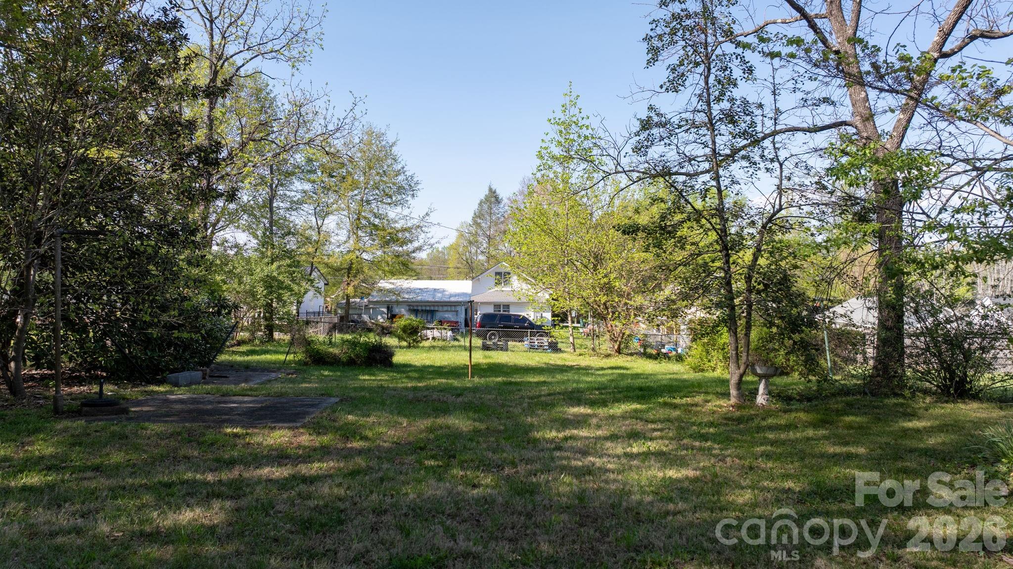 304 Garrou Avenue SE — Valdese
