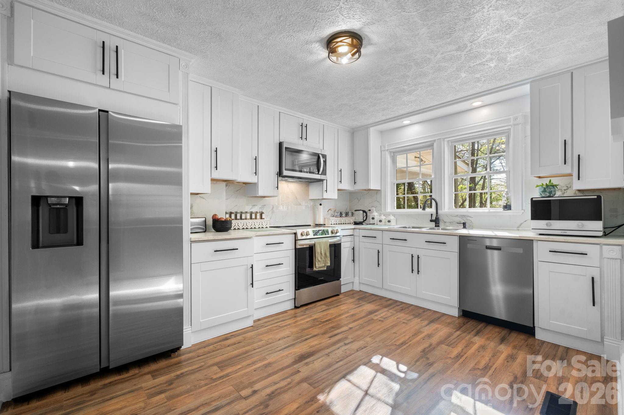 304 Garrou Avenue SE — Valdese