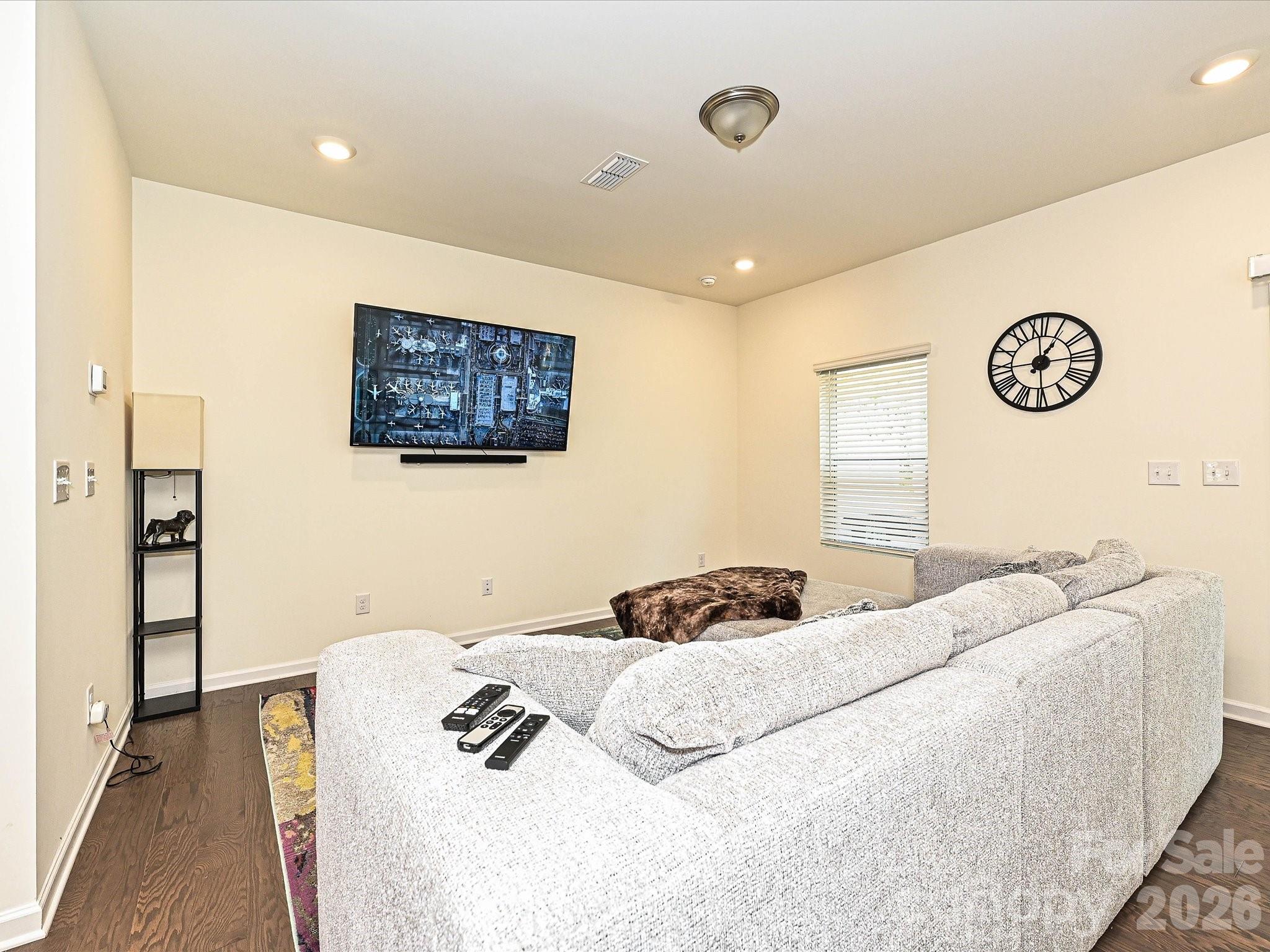 348 abington Street — Matthews
