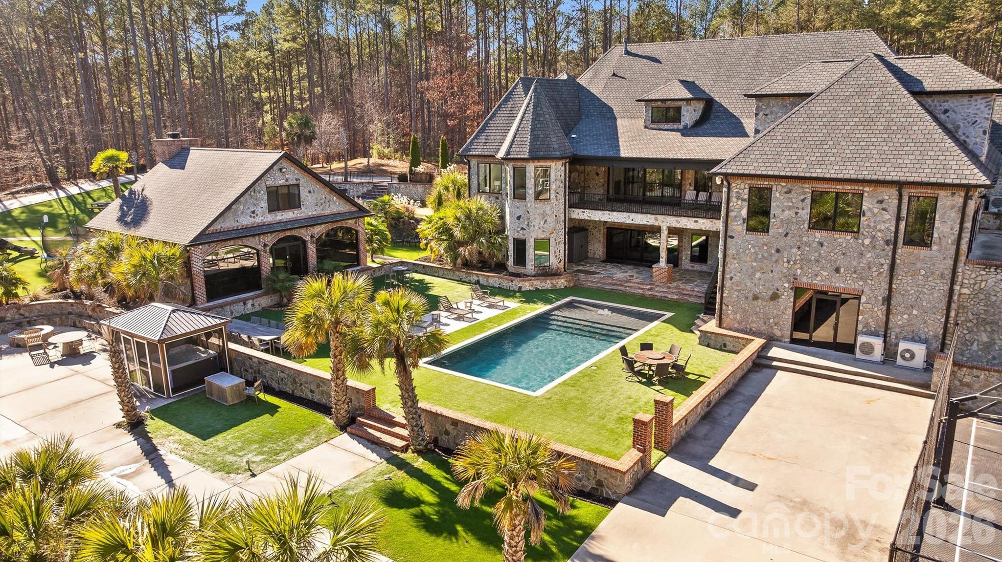 135 Stillwater Road — Troutman