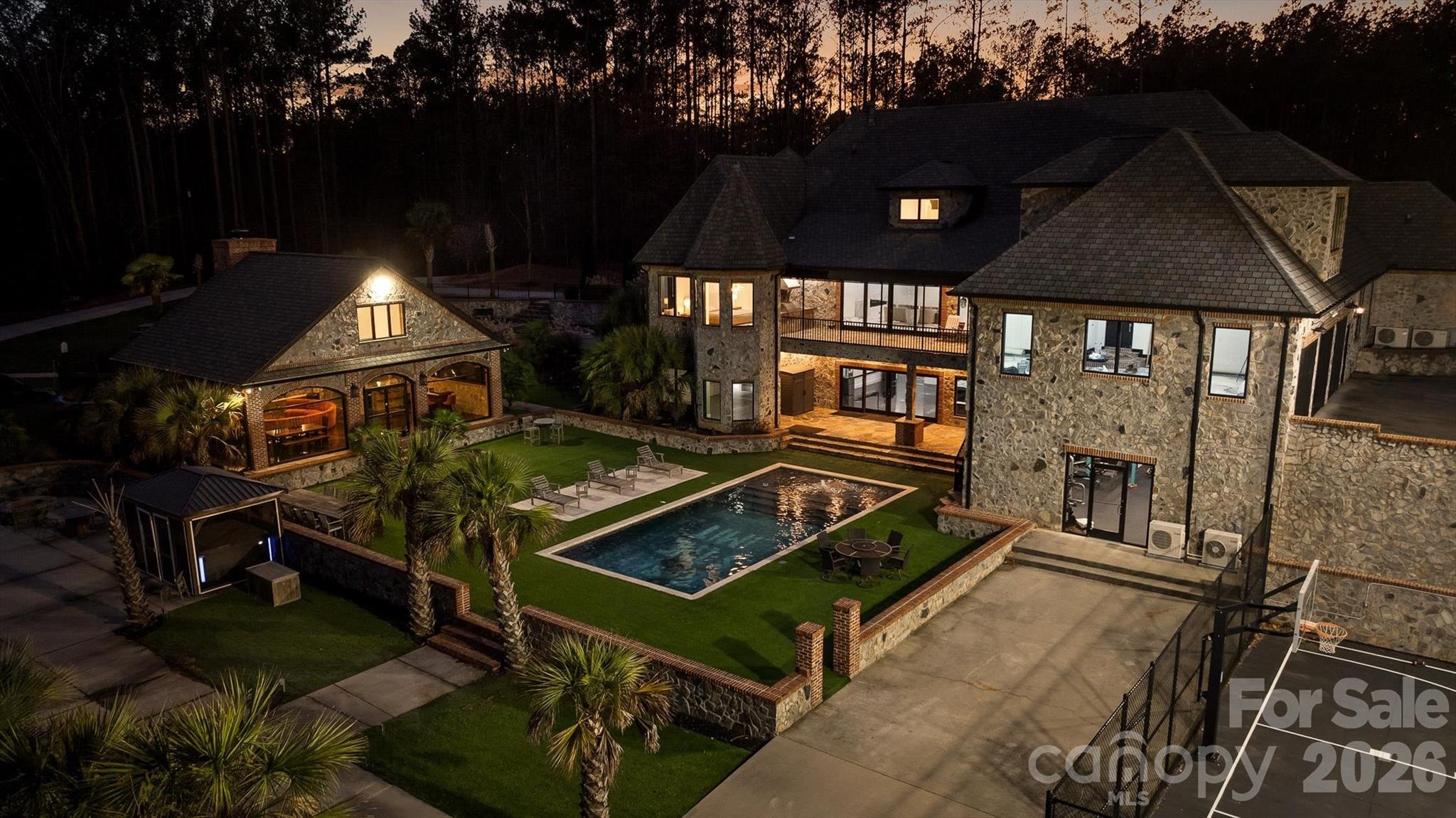 135 Stillwater Road — Troutman