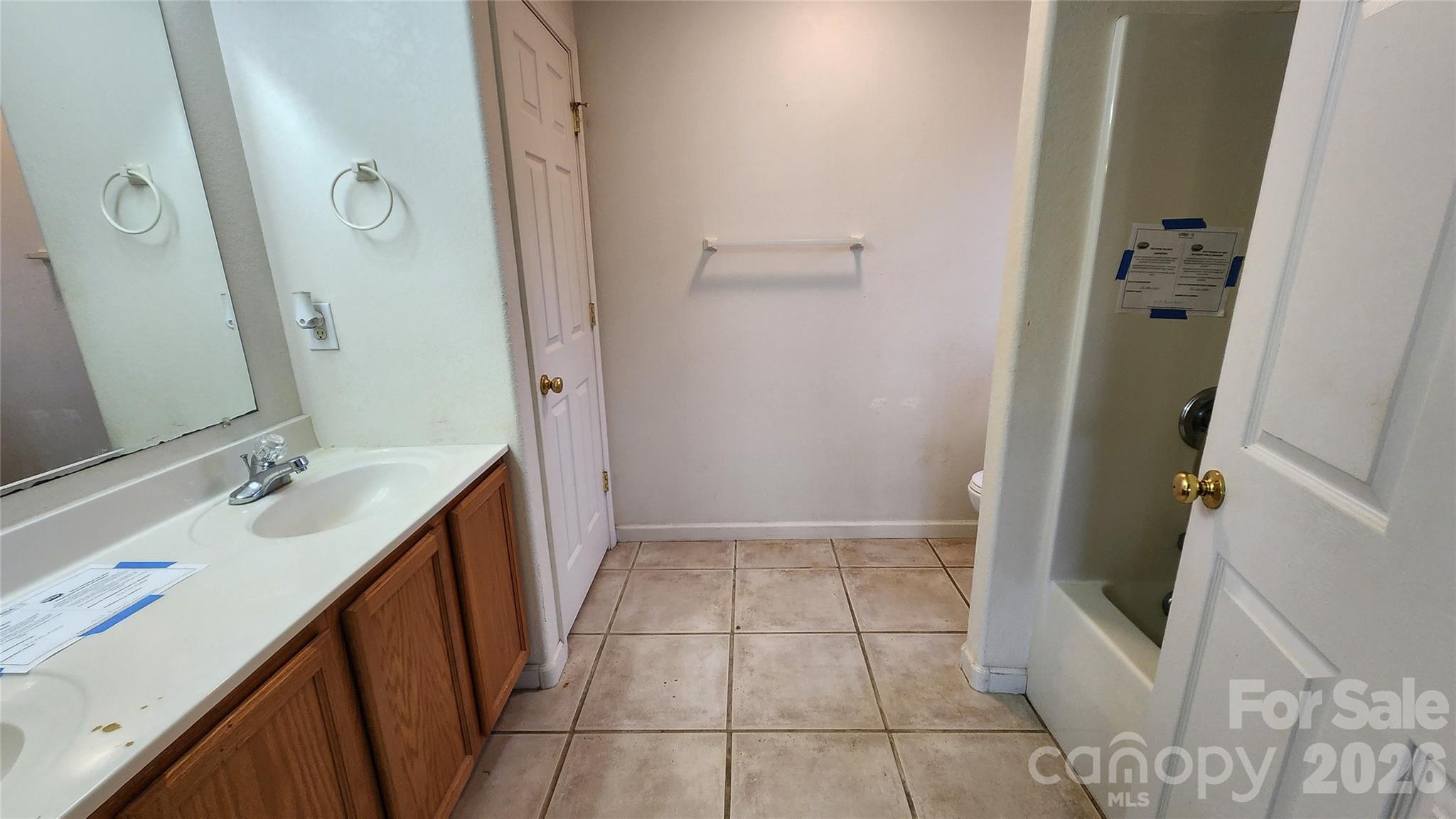 200 Park Place — Morganton