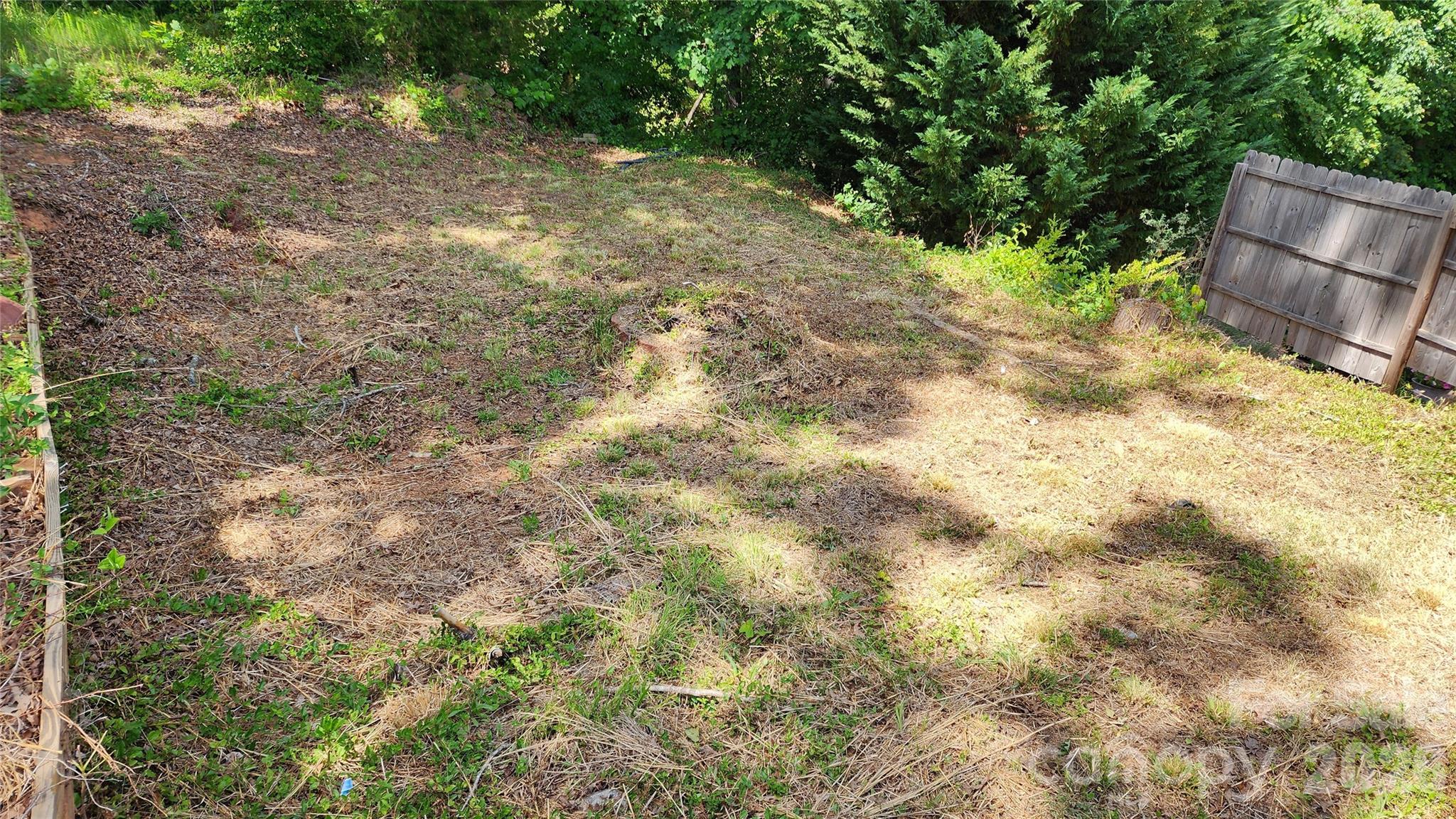 200 Park Place — Morganton