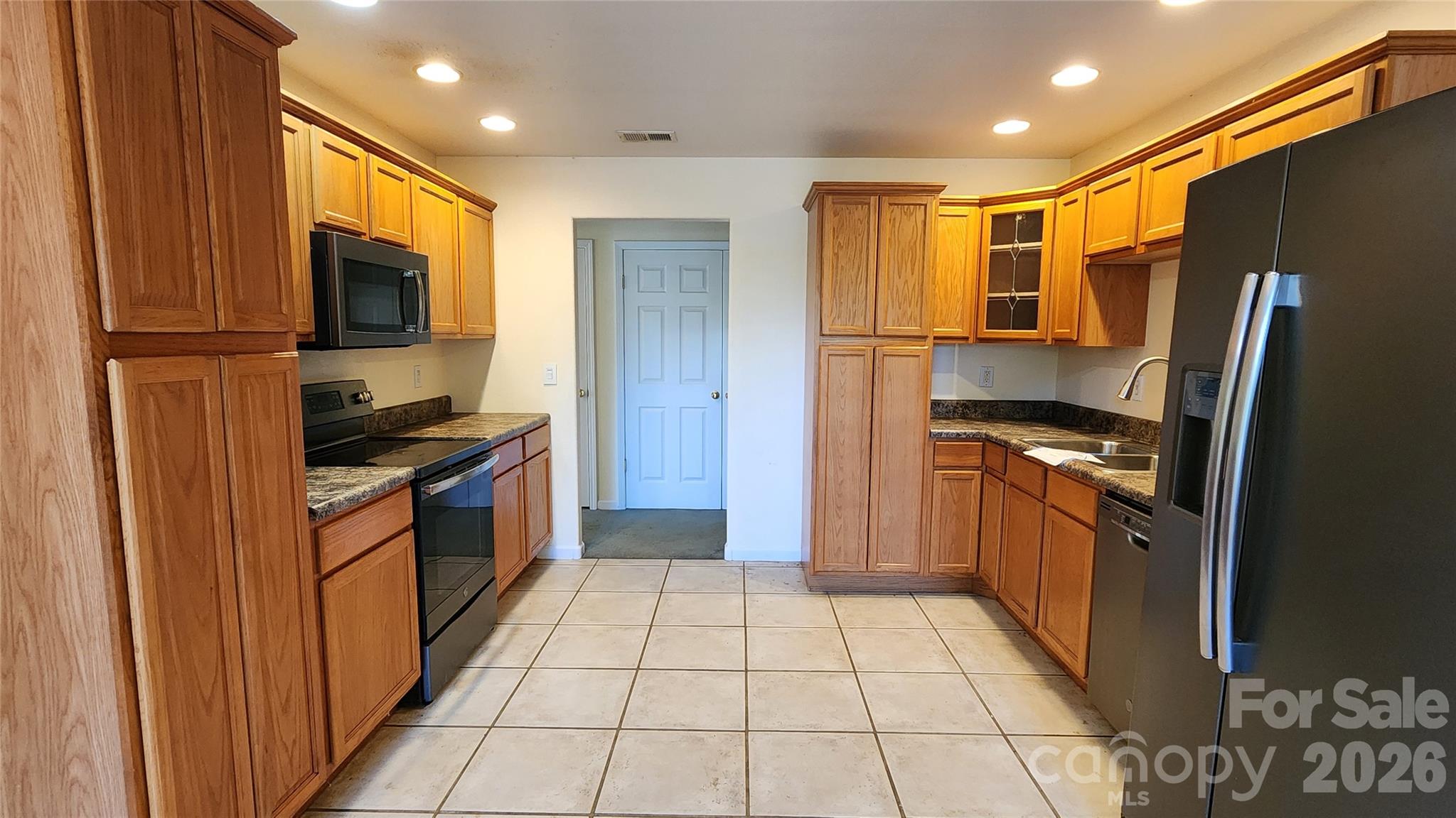 200 Park Place — Morganton