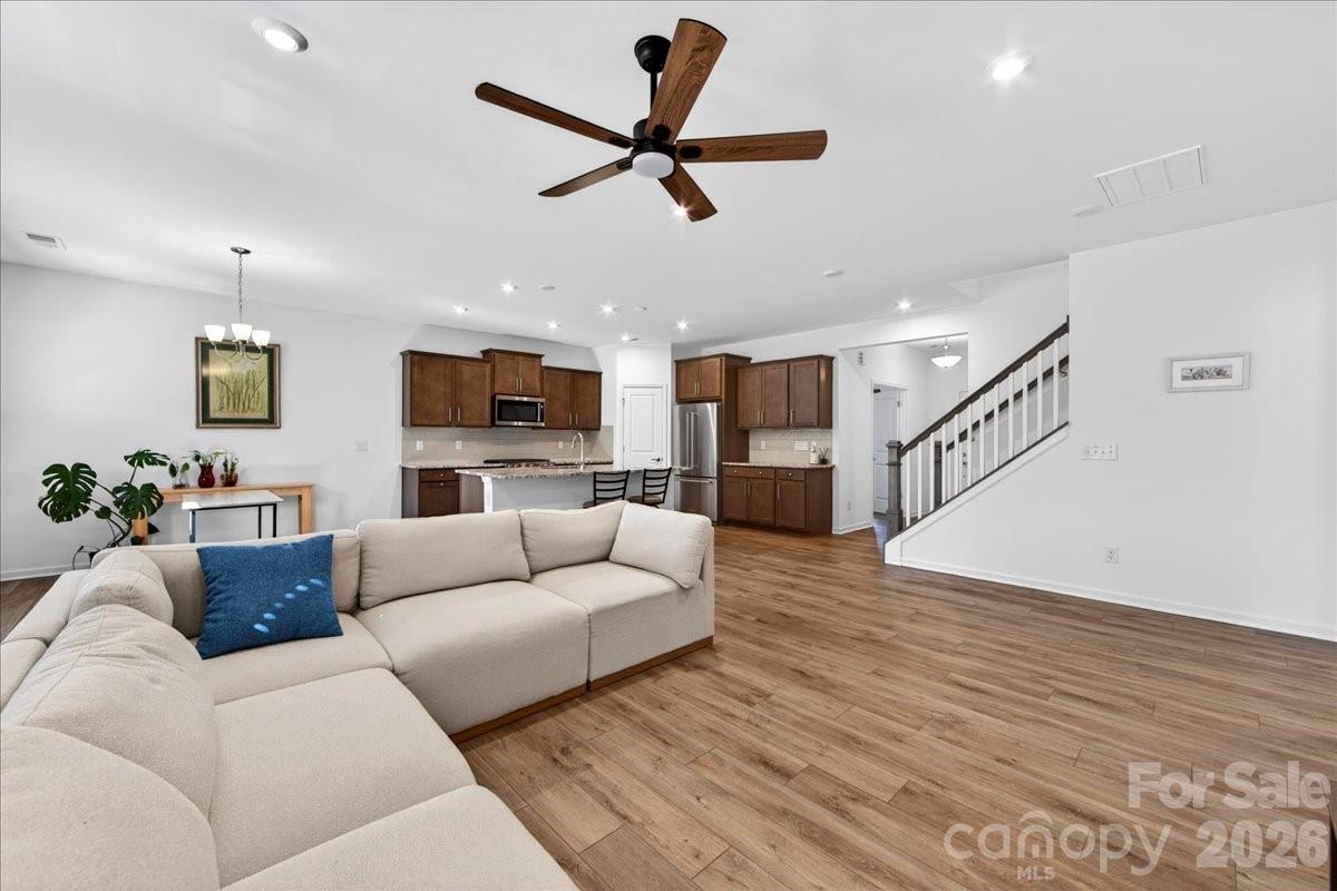 11119 Glasden Road — Charlotte