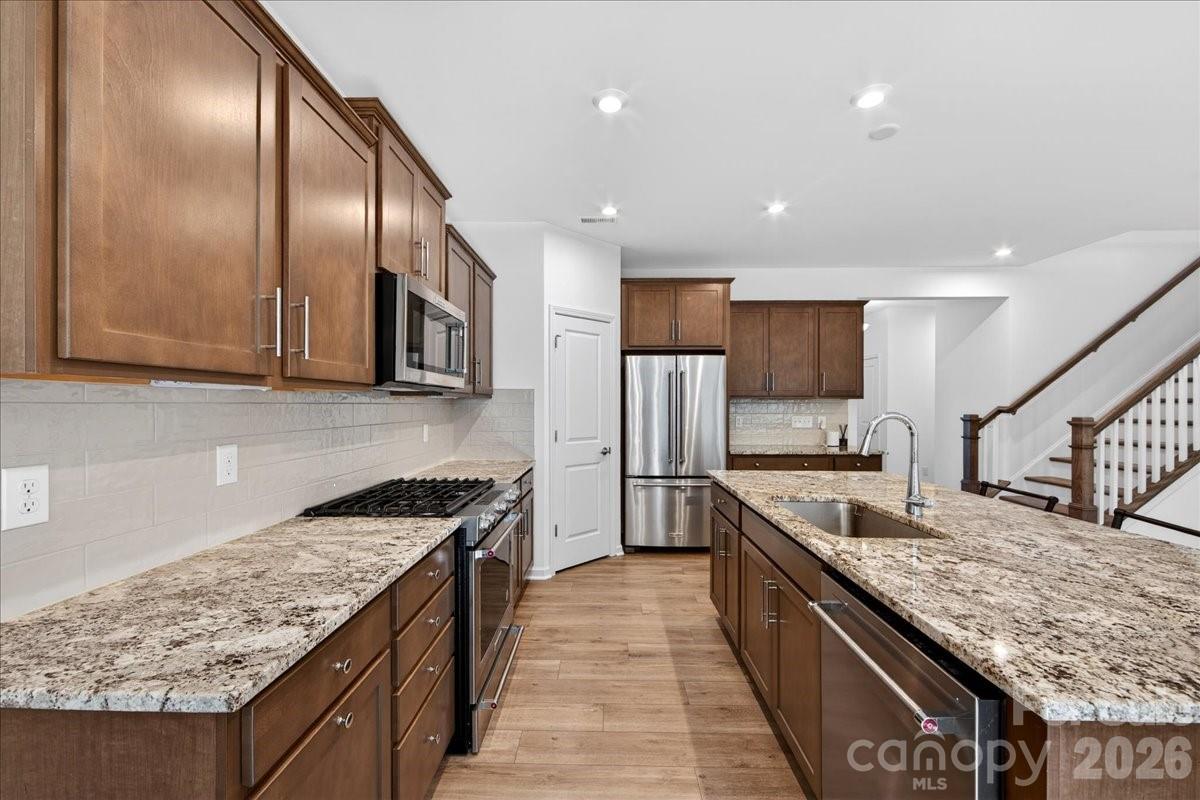 11119 Glasden Road — Charlotte