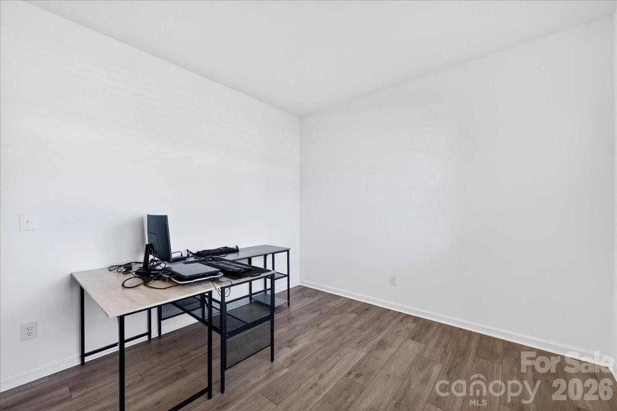 11119 Glasden Road — Charlotte