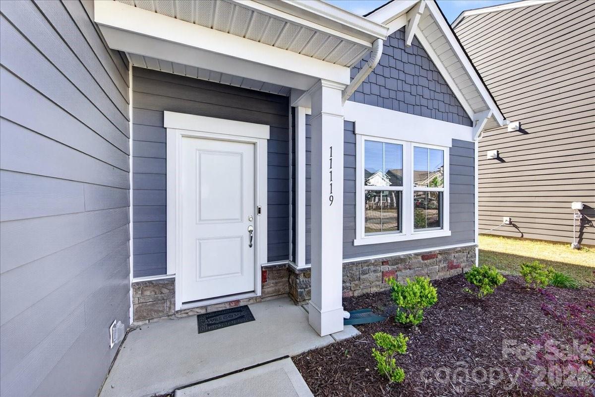 11119 Glasden Road — Charlotte