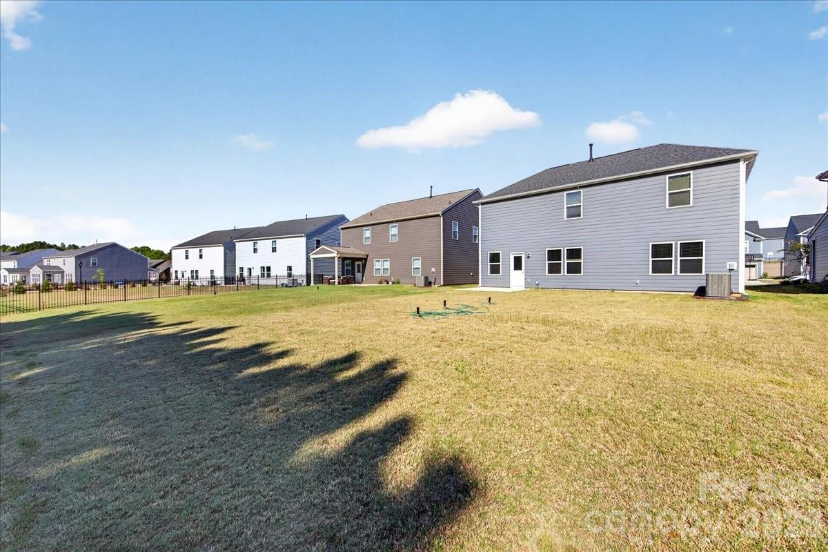 11119 Glasden Road — Charlotte