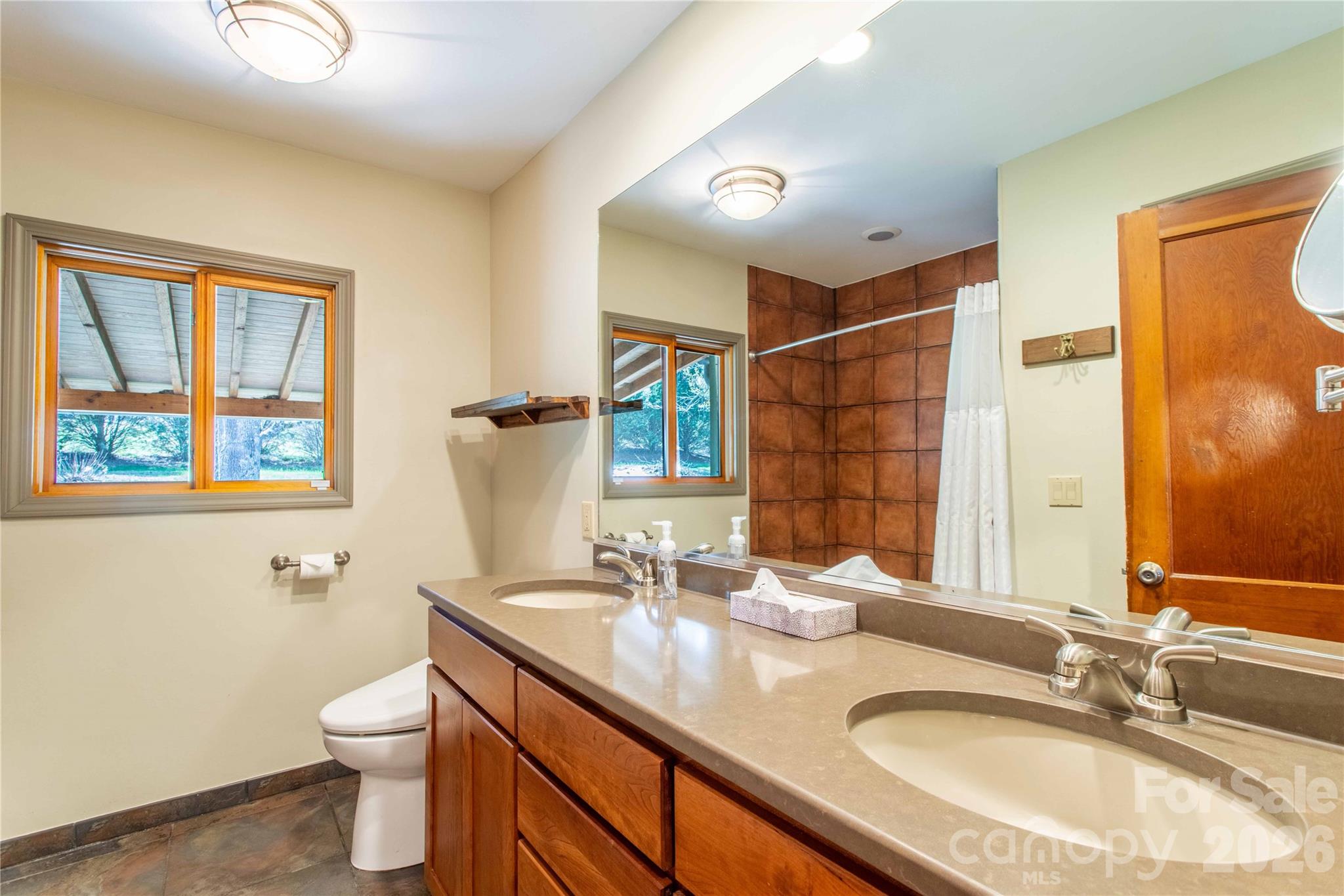 432 Turkey Creek Road — Leicester